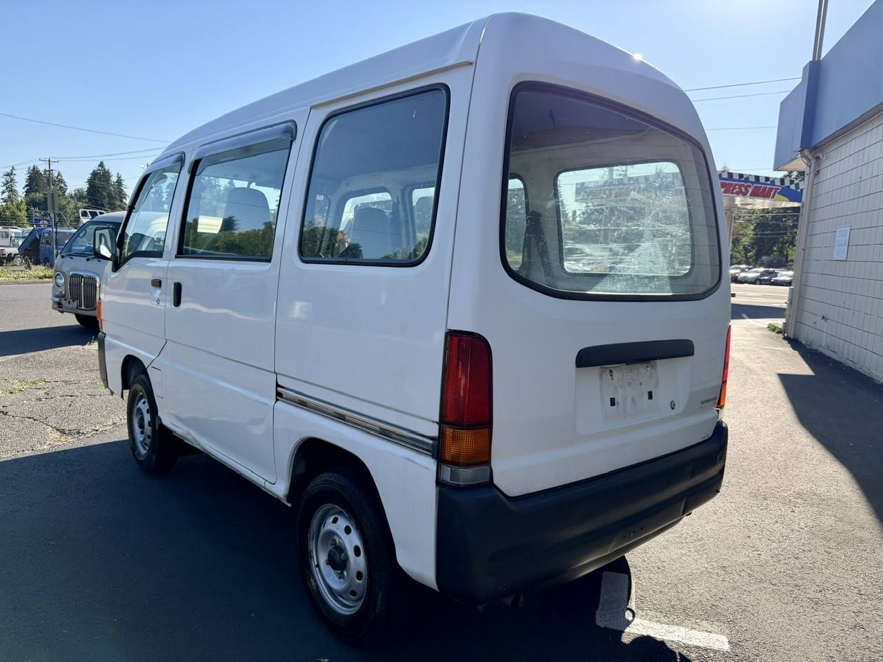 2000 Subaru Sambar Cargo Van EFI RWD, PS, AC, 5MT Airbag