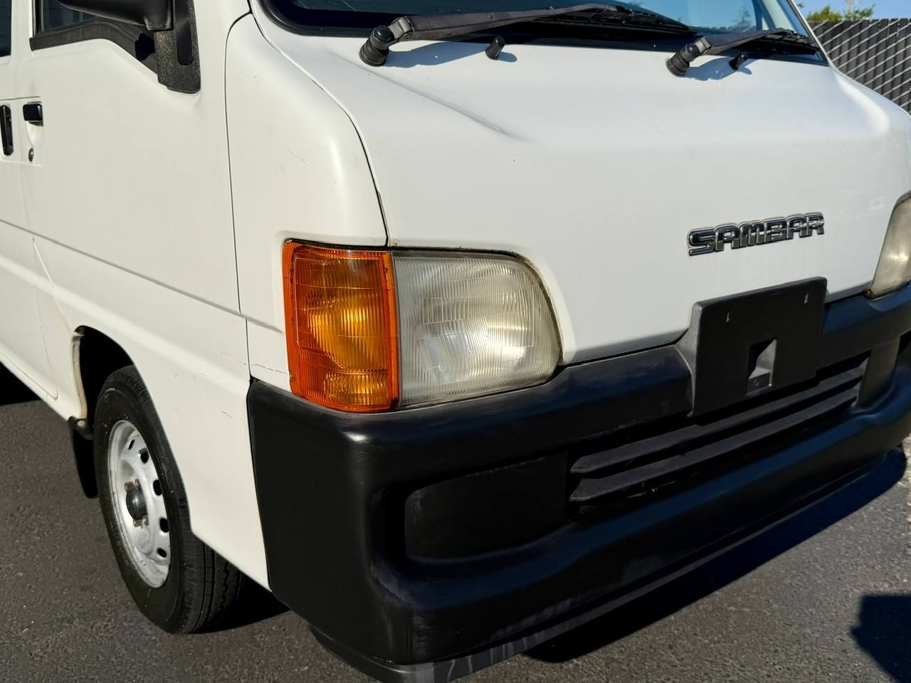 2000 Subaru Sambar Cargo Van EFI RWD, PS, AC, 5MT Airbag