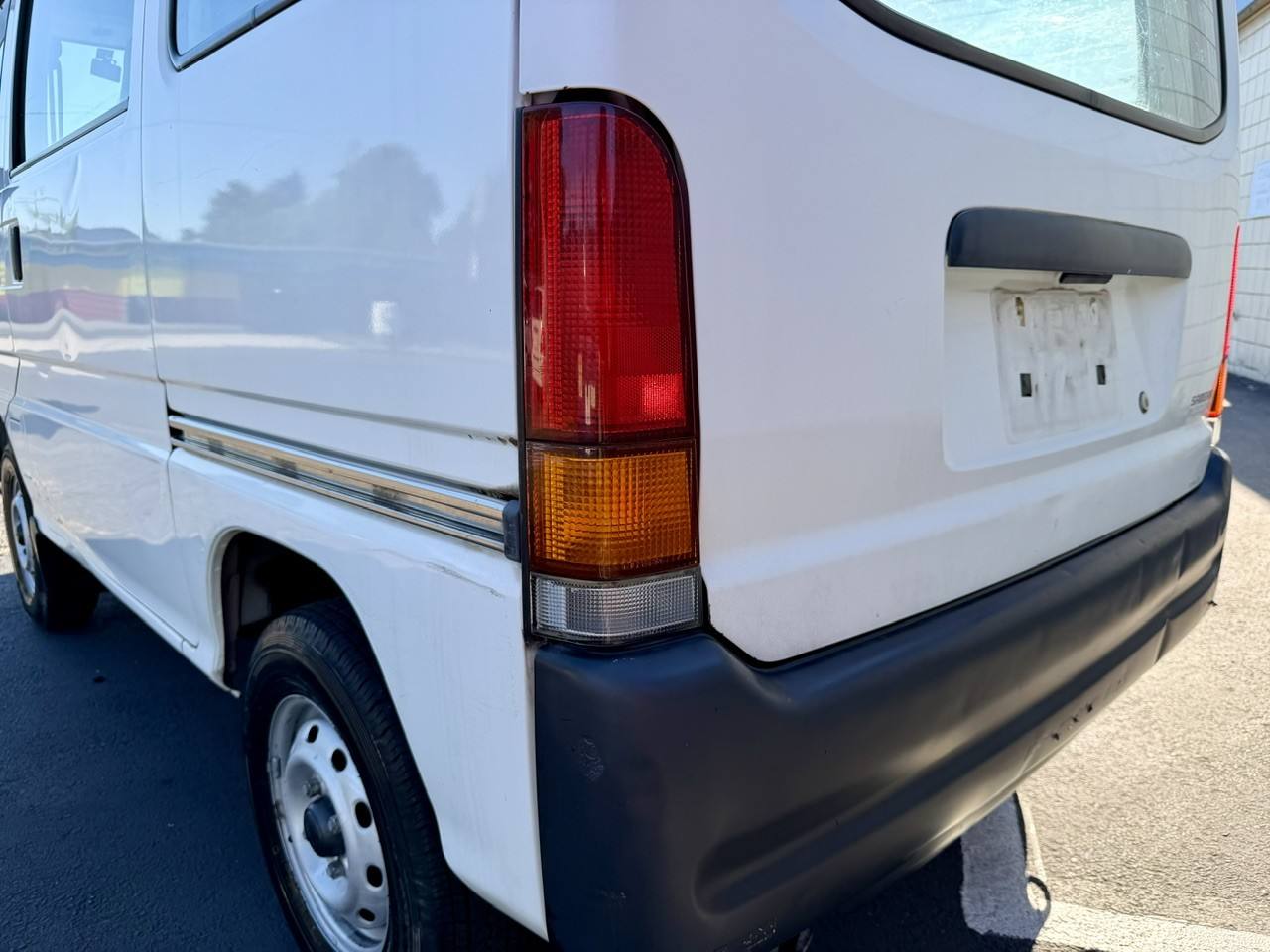 2000 Subaru Sambar Cargo Van EFI RWD, PS, AC, 5MT Airbag