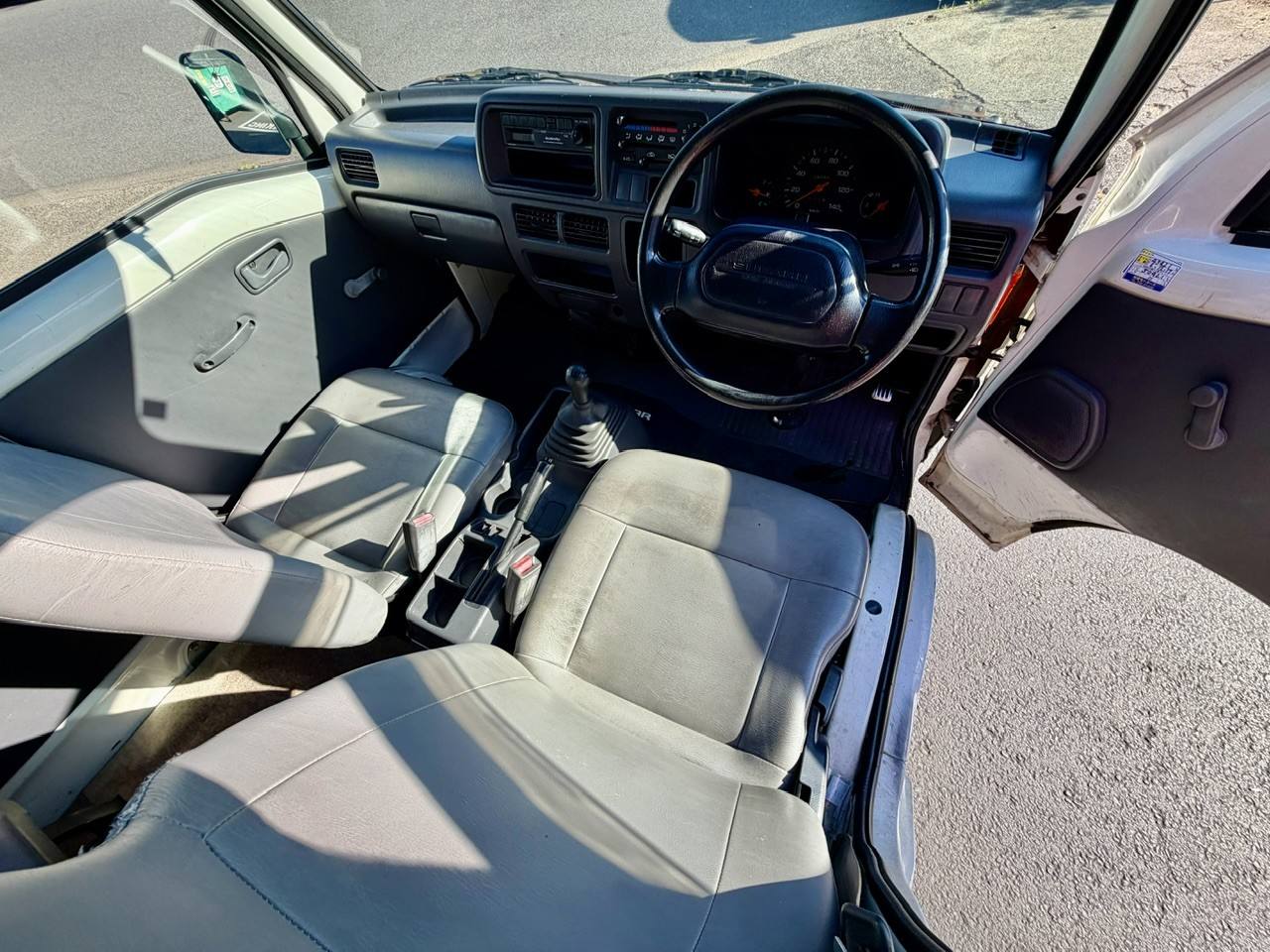 2000 Subaru Sambar Cargo Van EFI RWD, PS, AC, 5MT Airbag