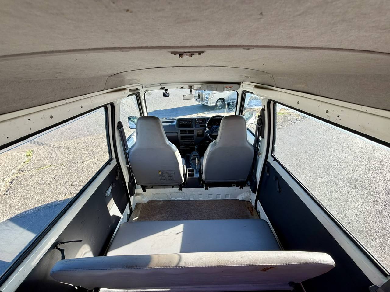 2000 Subaru Sambar Cargo Van EFI RWD, PS, AC, 5MT Airbag