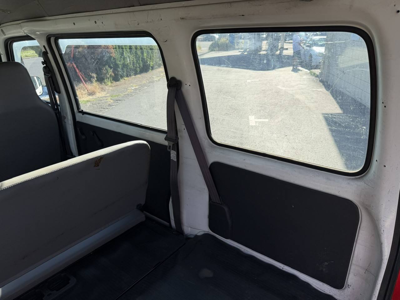 2000 Subaru Sambar Cargo Van EFI RWD, PS, AC, 5MT Airbag