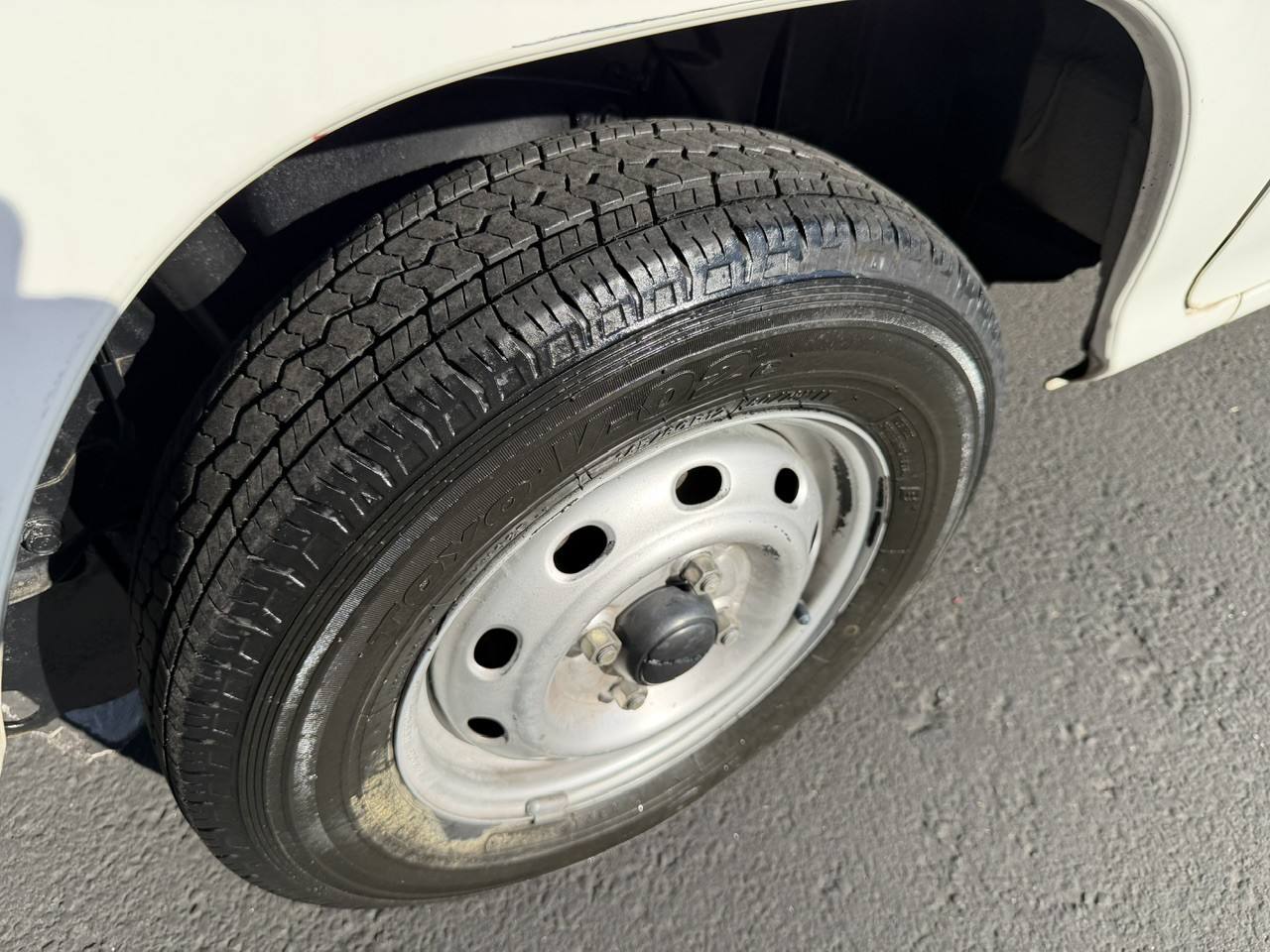 2000 Subaru Sambar Cargo Van EFI RWD, PS, AC, 5MT Airbag