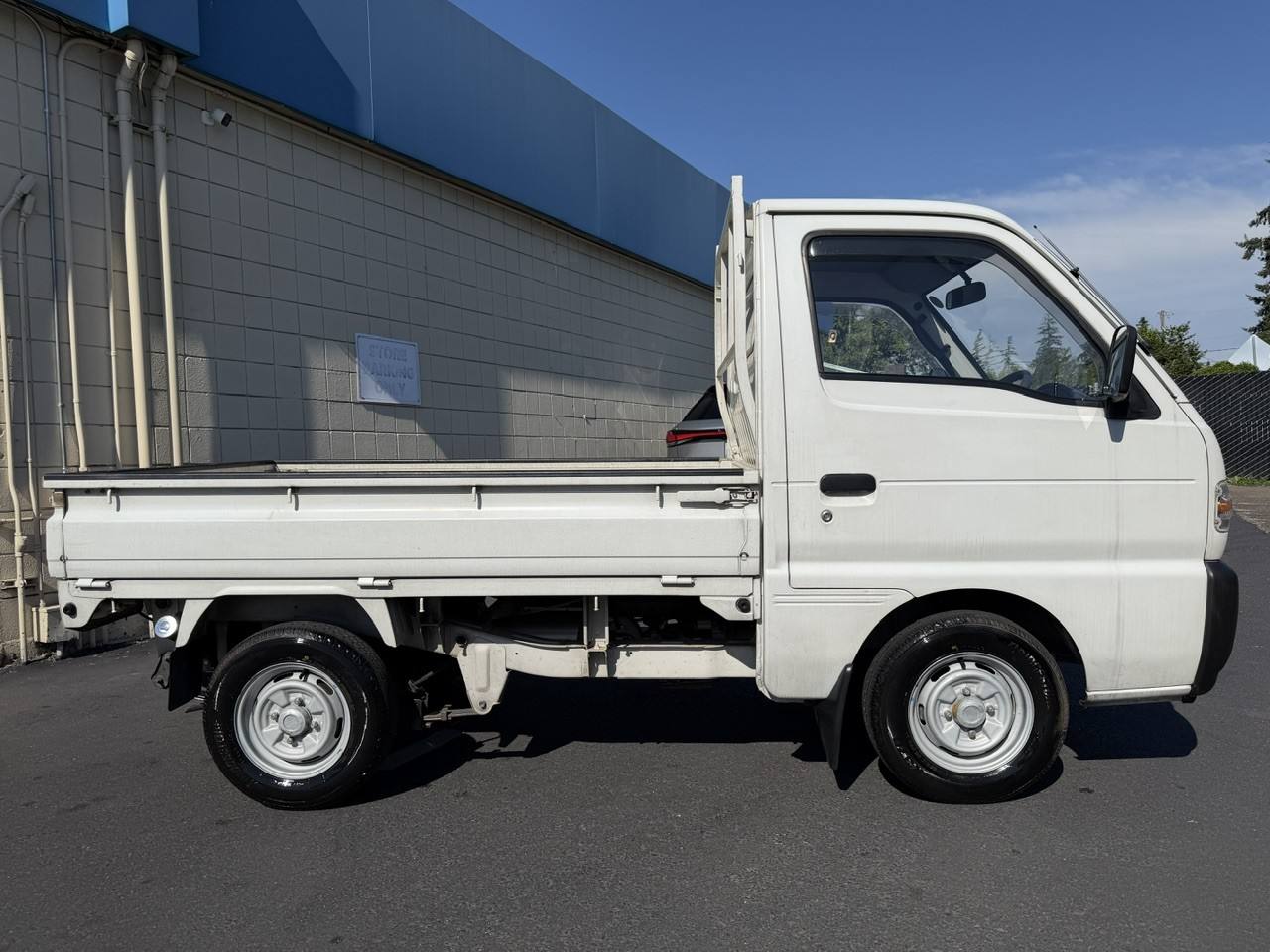 1994 Suzuki Carry RWD, Mid Engine, 3AT Automatic, Like New!
