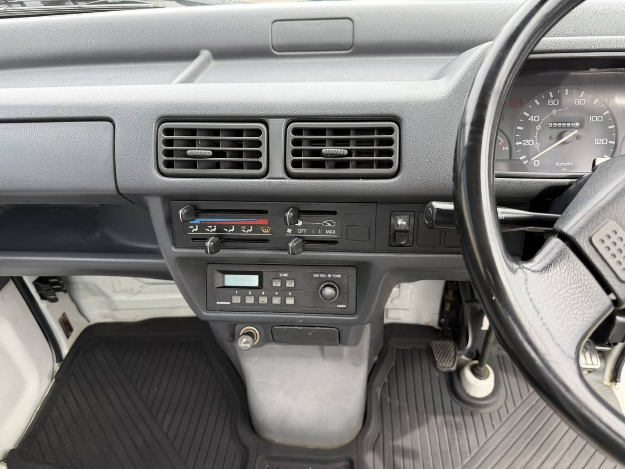 1995 Honda Acty Super Delux RealTime 4WD, Mid-Engine, 5MT