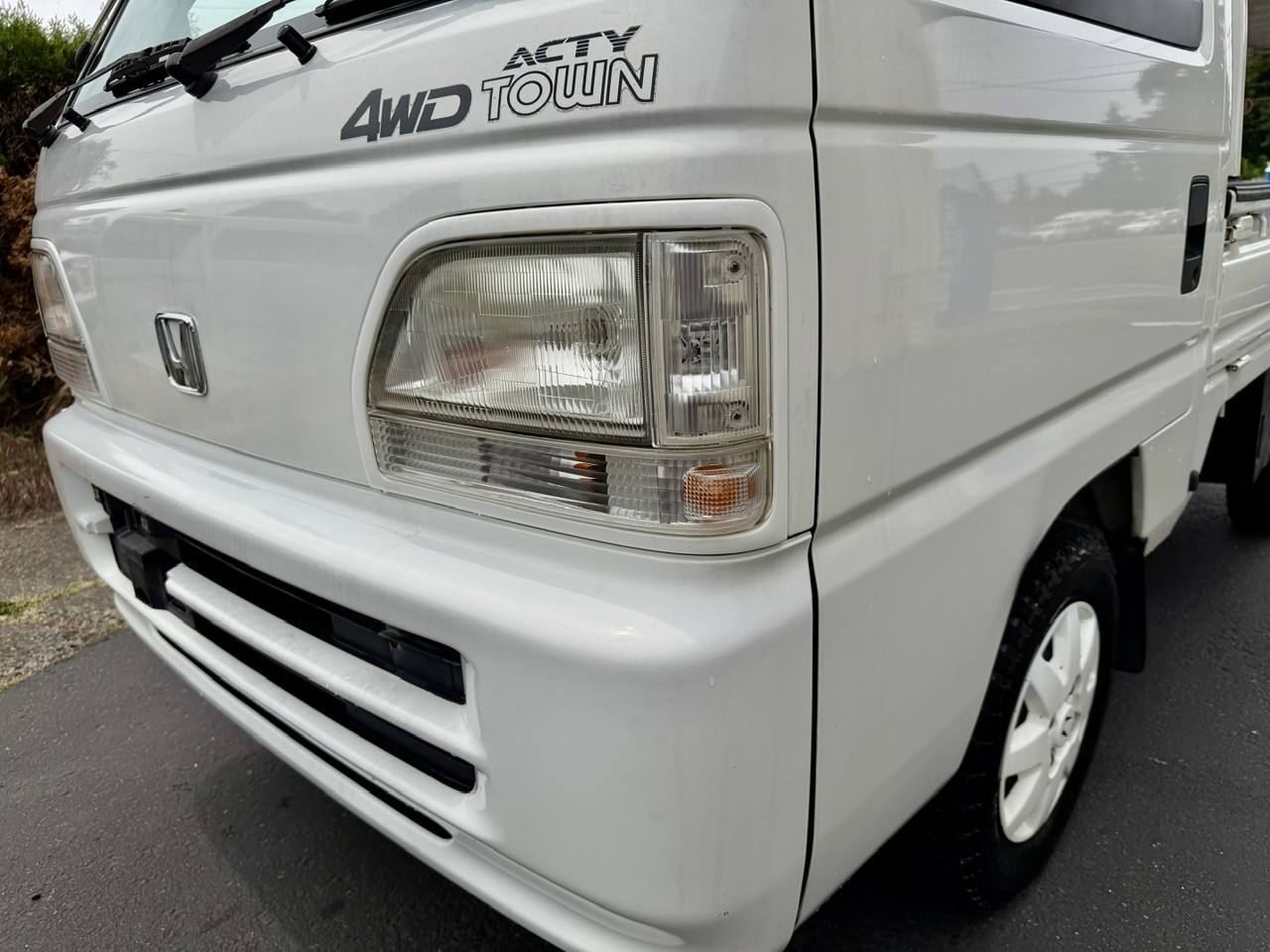 1998 Honda Acty Town Realtime 4WD, Mid Engine, AC, 5MT
