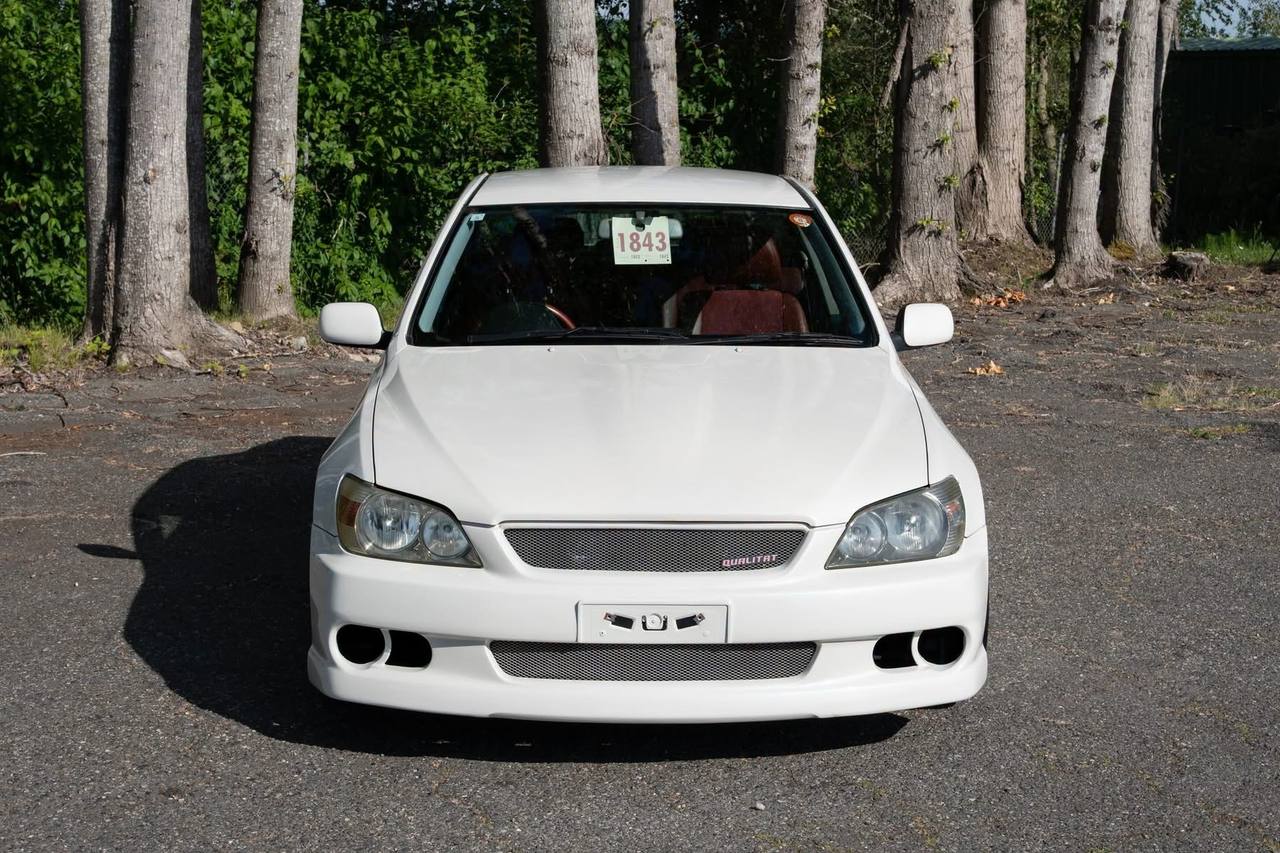 2001 Toyota Altezza RS200 Qualitat Aero RWD, Red Interior, 6MT