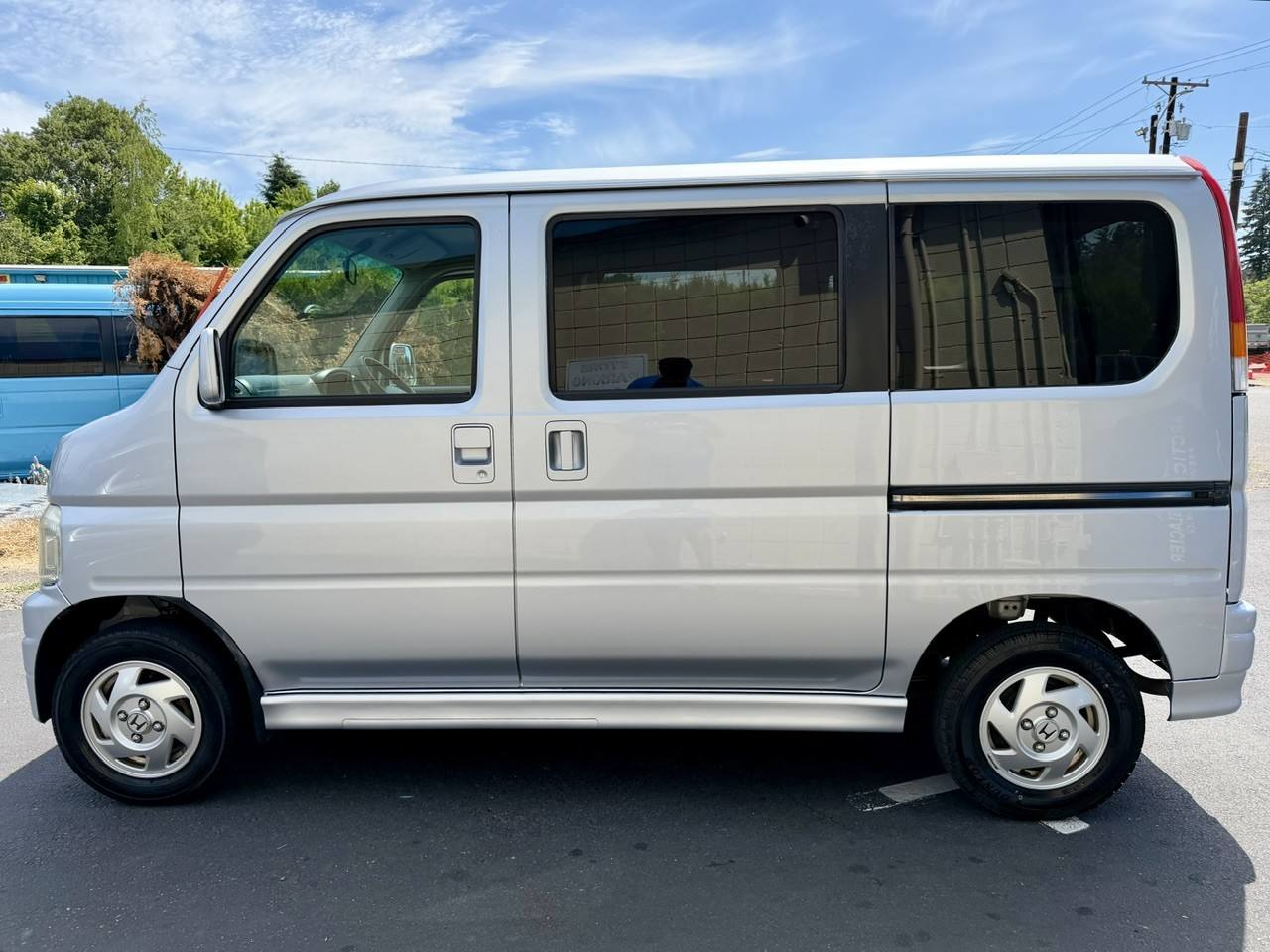 2000 Honda Vamos Turbo RWD, Loaded, Airbags, Auto, Like New!