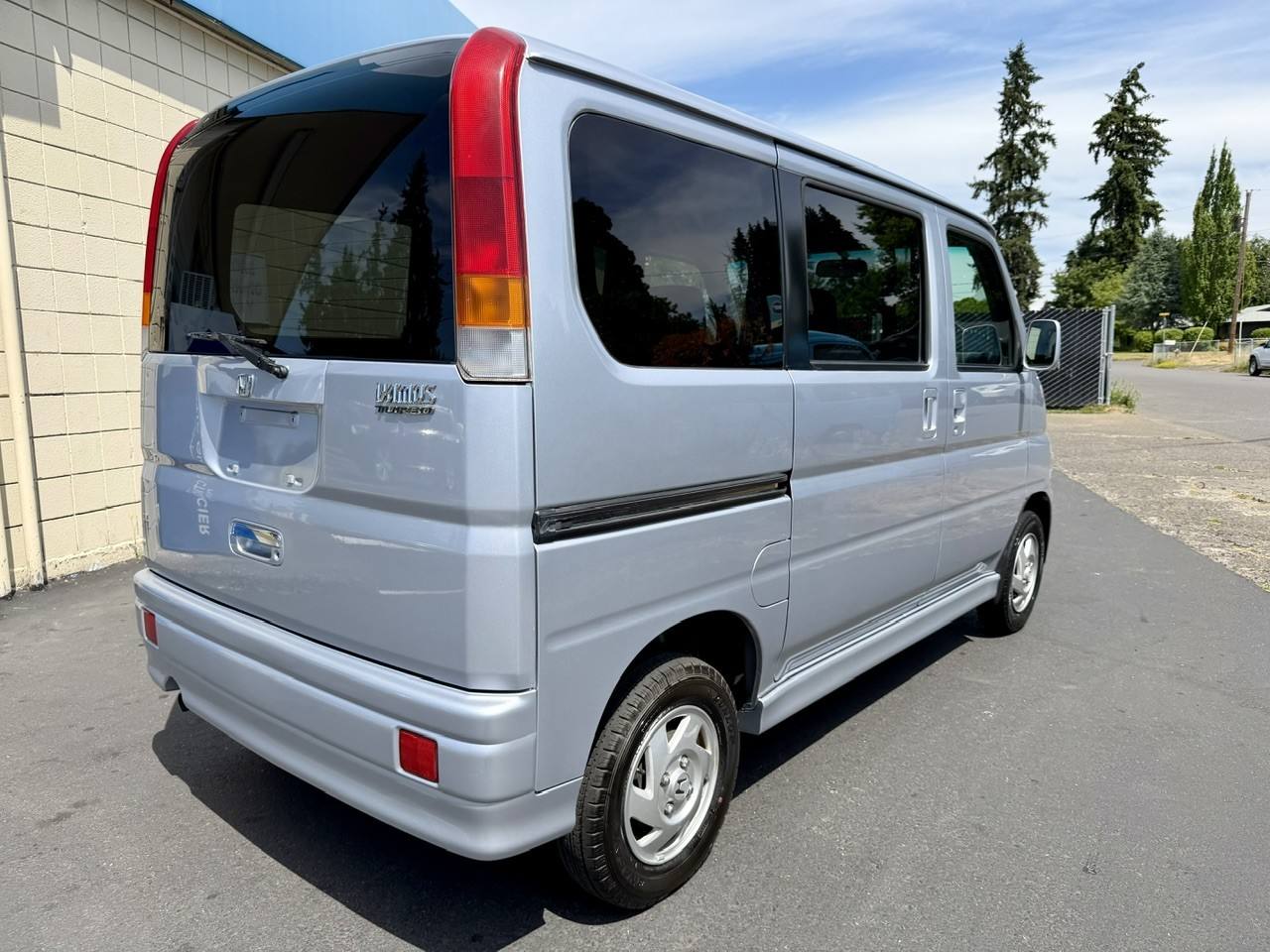 2000 Honda Vamos Turbo RWD, Loaded, Airbags, Auto, Like New!