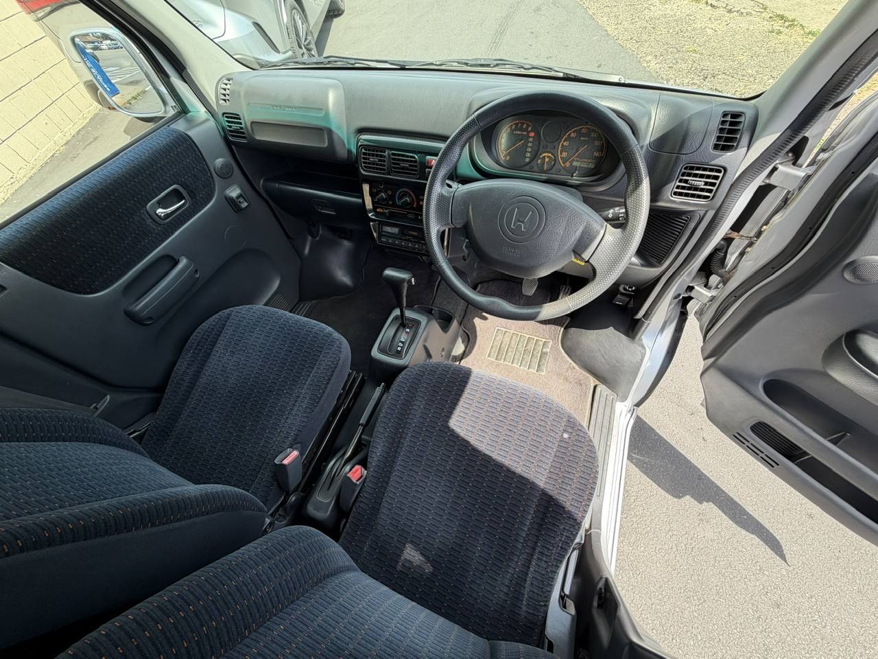 2000 Honda Vamos Turbo RWD, Loaded, Airbags, Auto, Like New!