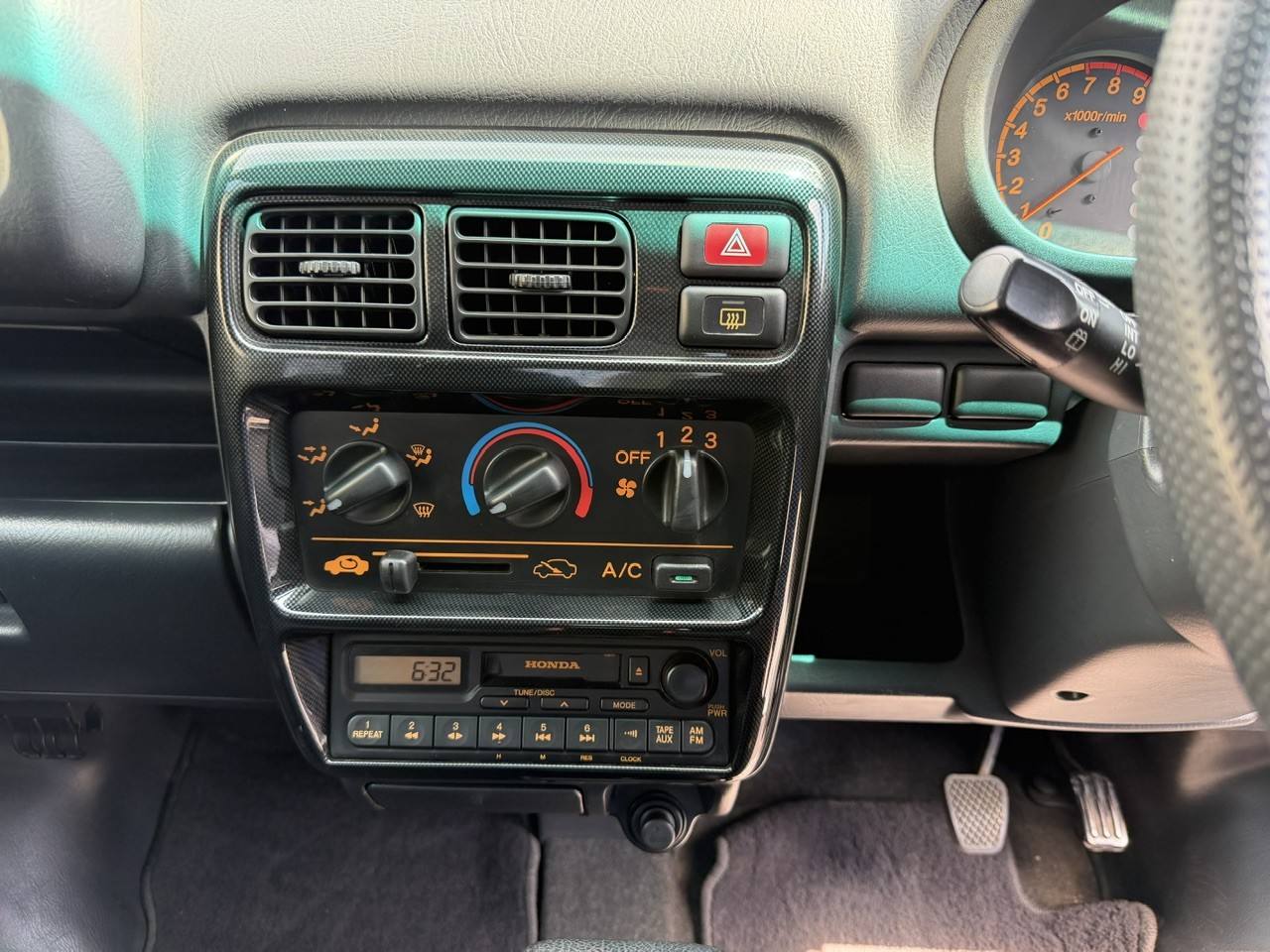 2000 Honda Vamos Turbo RWD, Loaded, Airbags, Auto, Like New!