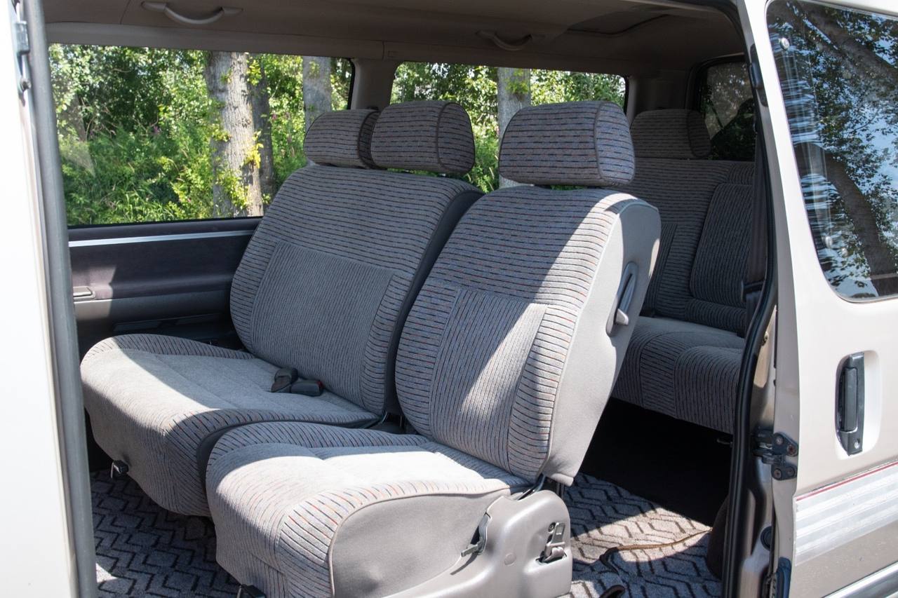 1994 Toyota Hiace Super Custom 4WD 3.0L EFI Turbo Diesel, 5MT
