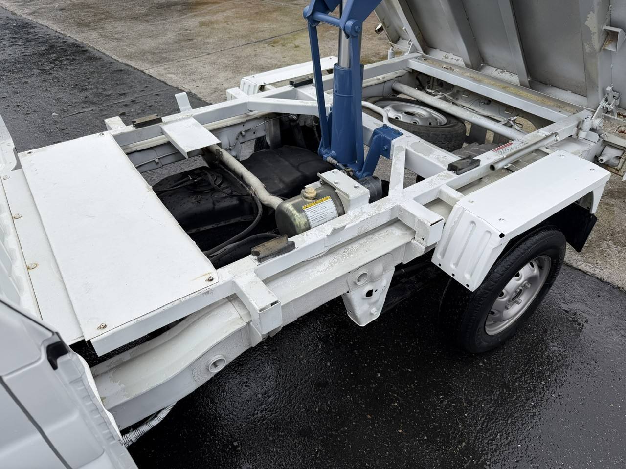 2000 Suzuki Carry EFI HD Dump 4WD, 2Hi-4Hi-4Lo, PS, AC, 5MT