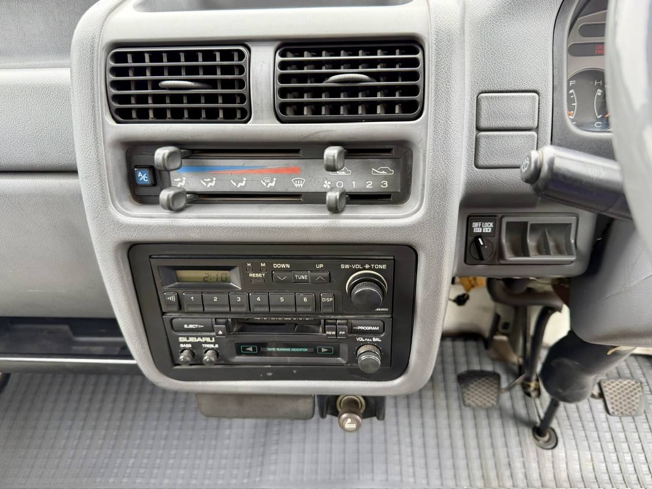 1990 Subaru Sambar Super Charged 4WD, 2Hi-4Hi AC 5MT, Difflock