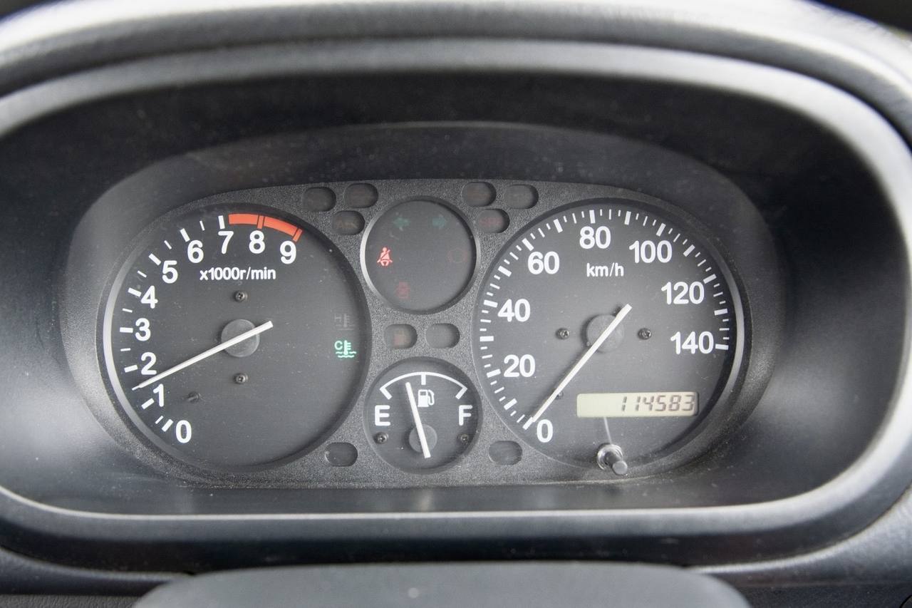 2001 Honda Vamos Mid-Engine, AC, PS, PW, PL, Airbags, 5MT
