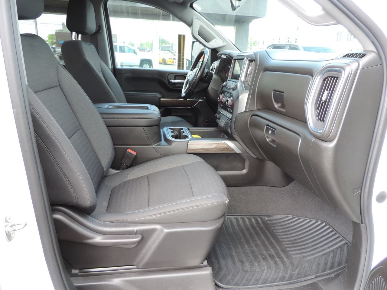 2022 Chevrolet Silverado 3500HD Crew Cab LT Utility Bed 4WD