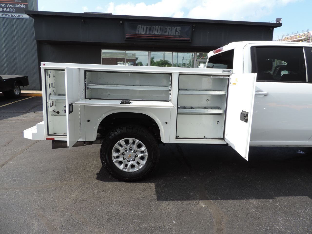 2022 Chevrolet Silverado 3500HD Crew Cab LT Utility Bed 4WD