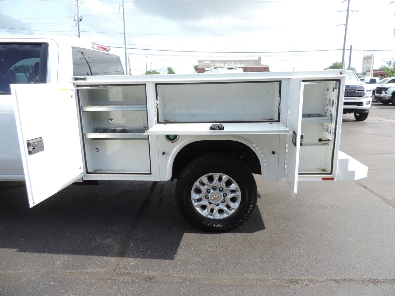 2022 Chevrolet Silverado 3500HD Crew Cab LT Utility Bed 4WD