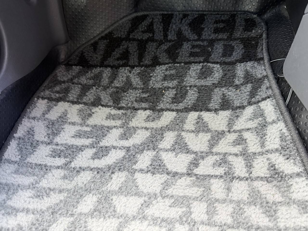 1999 Daihatsu Naked Turbo FWD, EFI, PS, PW, ABS, AC, Automatic