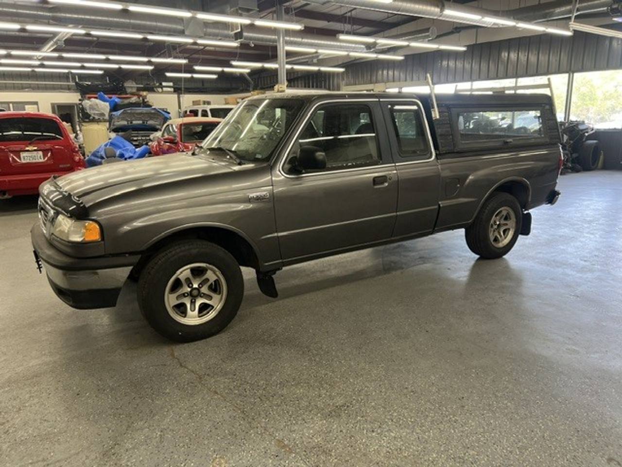 2000 Mazda B-Series B3000 Cab Plus 4 Troy Lee 2WD