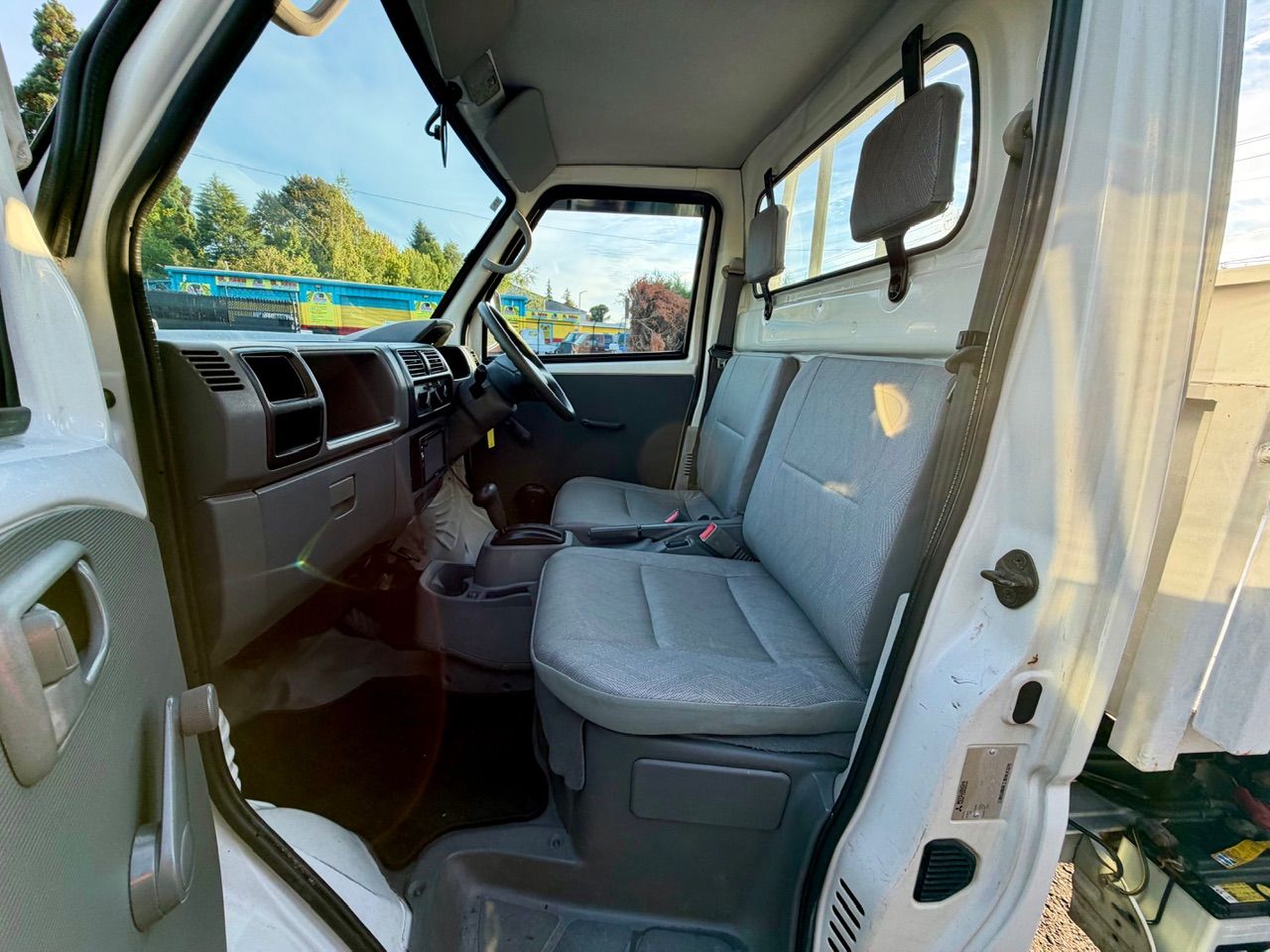 2001 Nissan Clipper HD Dump 3-Way, 4WD, 2Hi-4Hi, AC, PS, Auto, Rare!