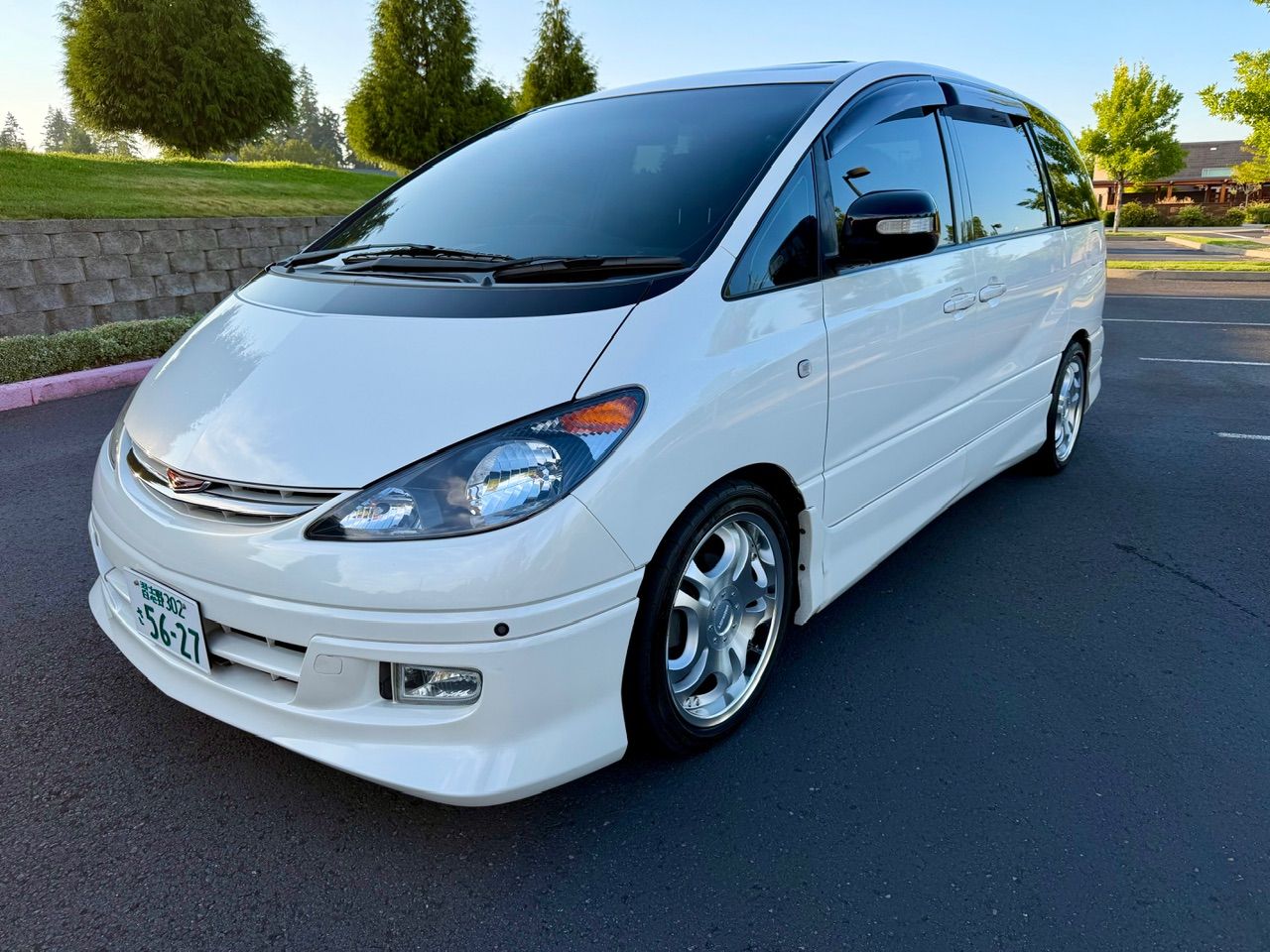 2000 Toyota Estima 3.0 Aeras FWD, 18” Wheels, Kakimoto Exhaust, Auto