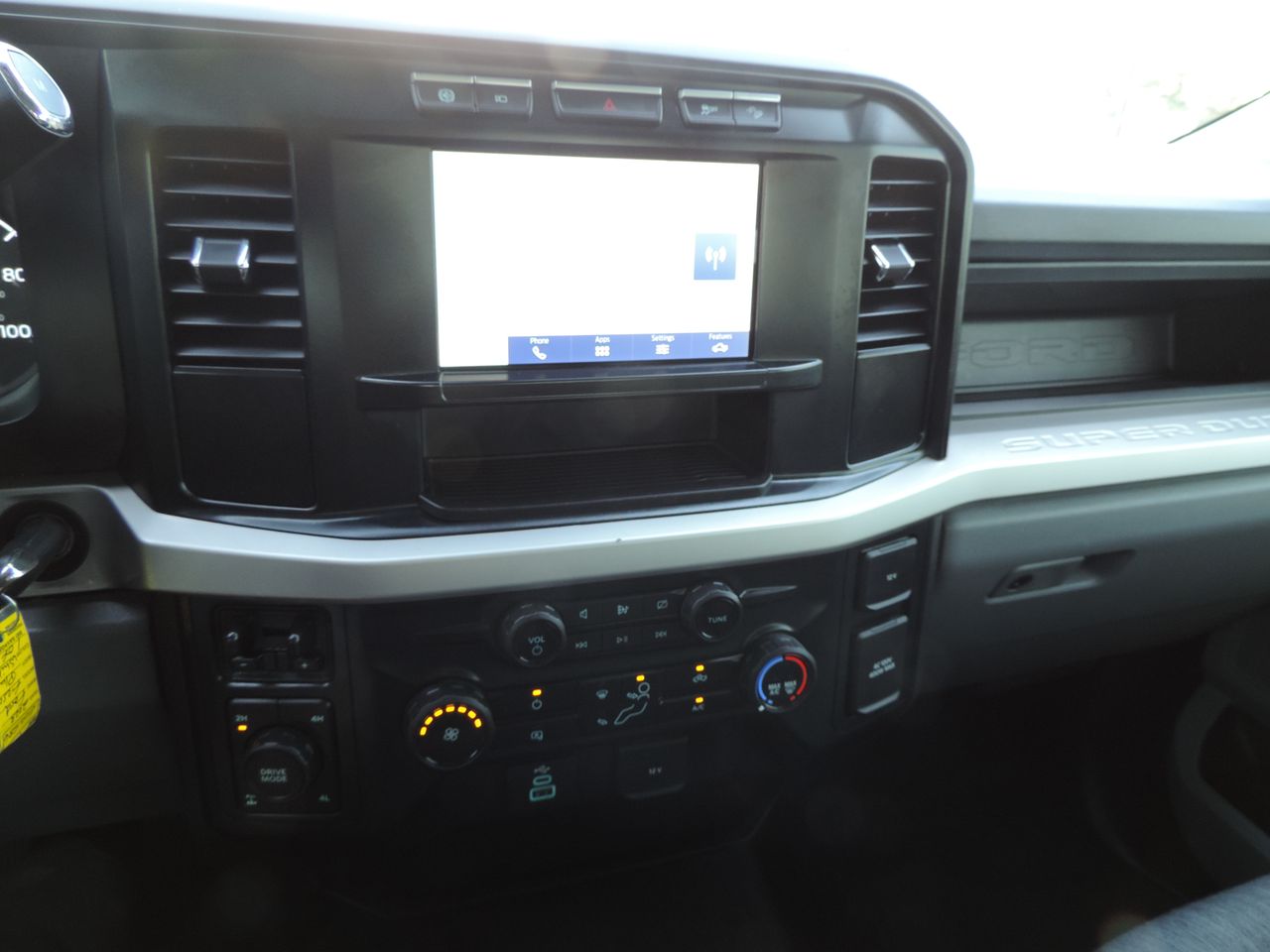 2023 Ford F-250 SD Crew Cab STX FX4 4WD
