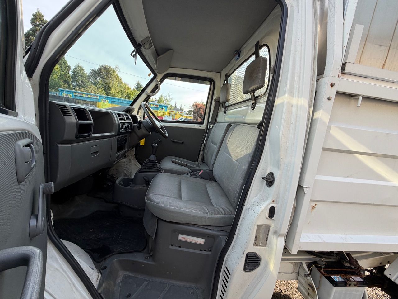 2001 Mitsubishi Minicab HD Deep Dump 4WD, 2Hi-4Hi-4Lo, PS, AC, 5MT