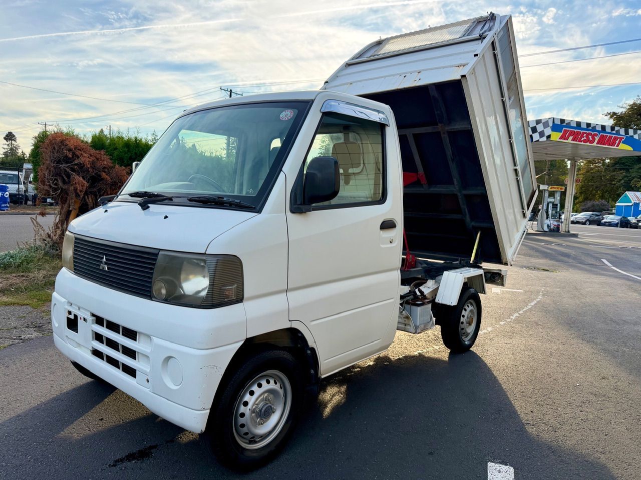 2001 Mitsubishi Minicab HD Deep Dump 4WD, 2Hi-4Hi-4Lo, PS, AC, 5MT