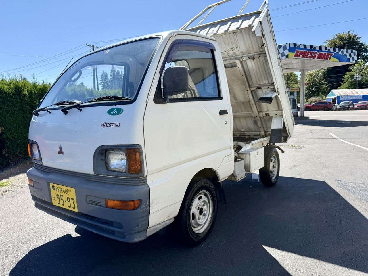 1995 Mitsubishi Minicab SD Dump 4WD, 2Hi-4Hi-4Lo, PS, AC, 5MT, LSD