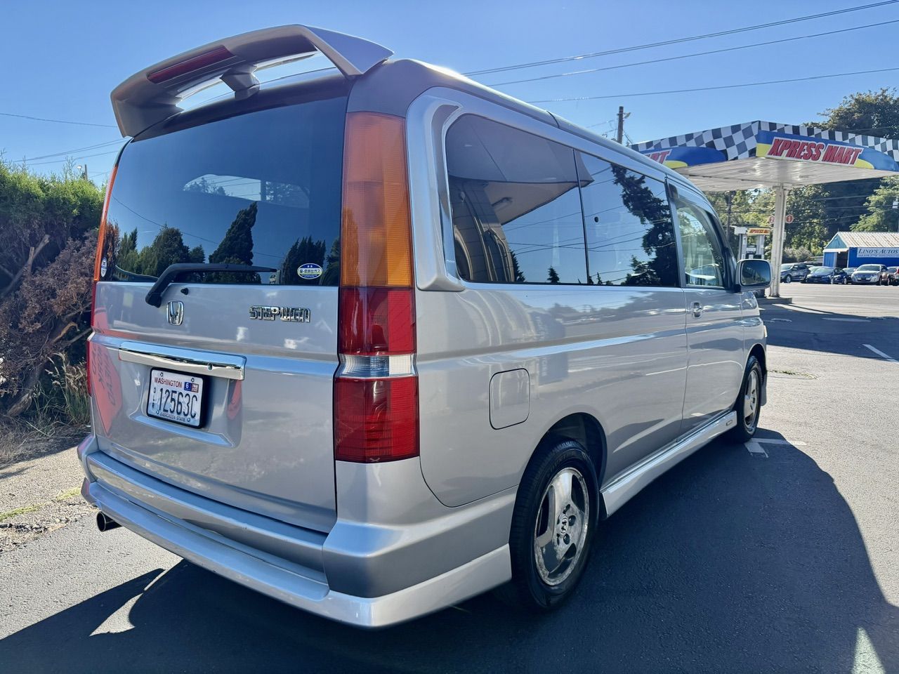 2001 Honda Step Wgn  Modulo Aero Kit K20A i-Vtec, FWD, AC, Auto