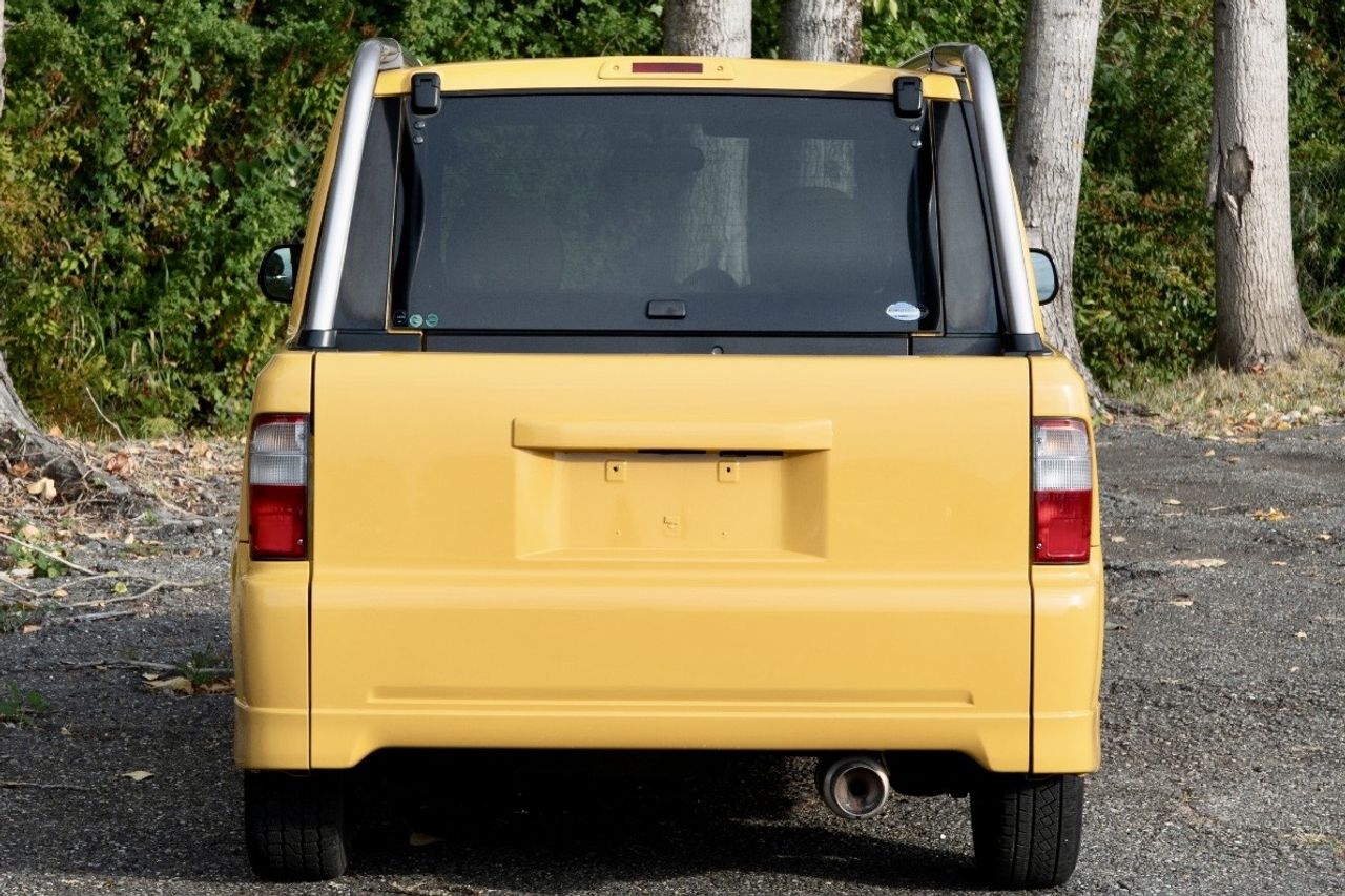 2001 Toyota bB Open Deck FWD, Fully Loaded, Automatic, Rare!