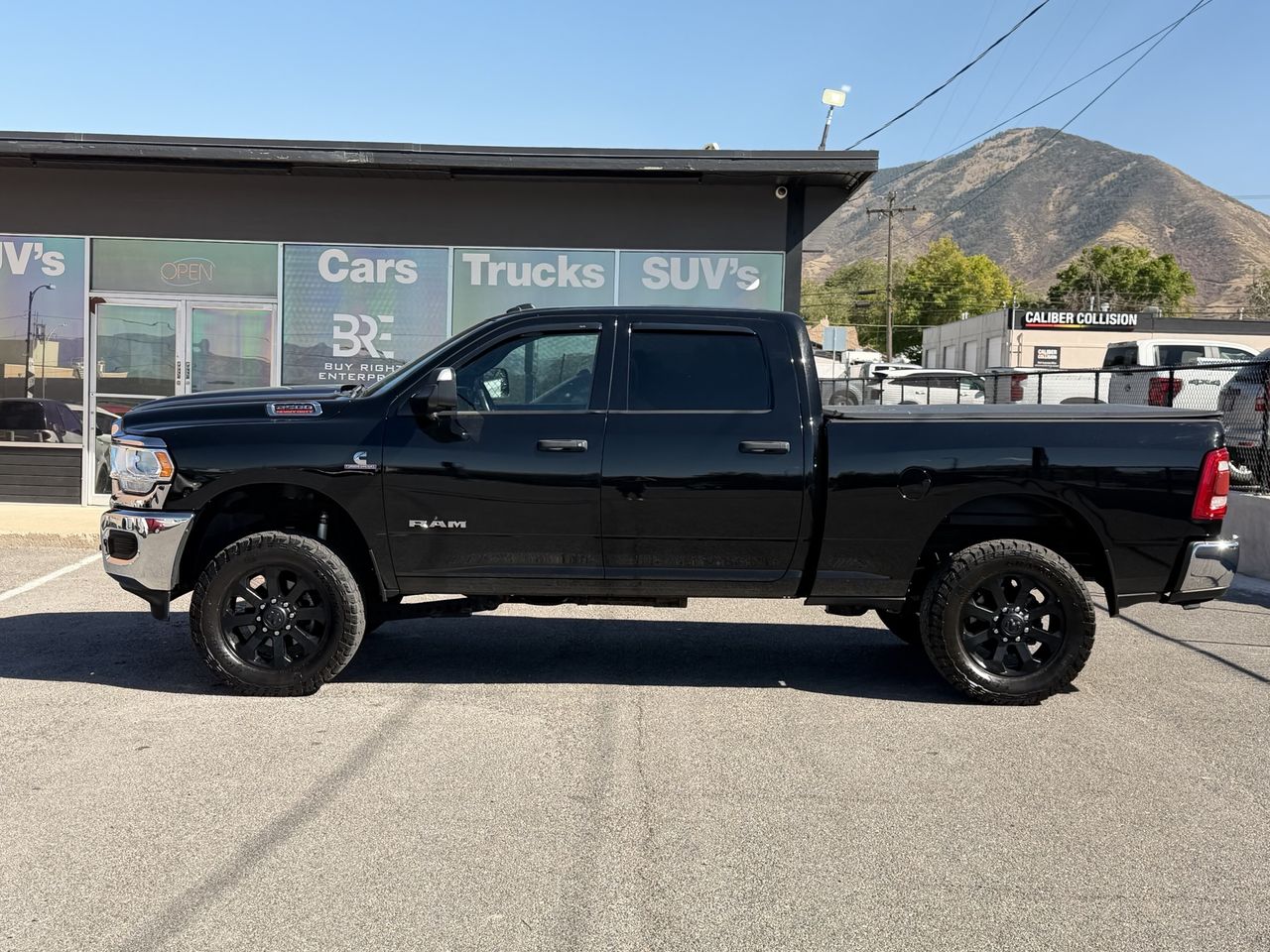 2021 RAM 2500 Tradesman Crew Cab SWB 4WD