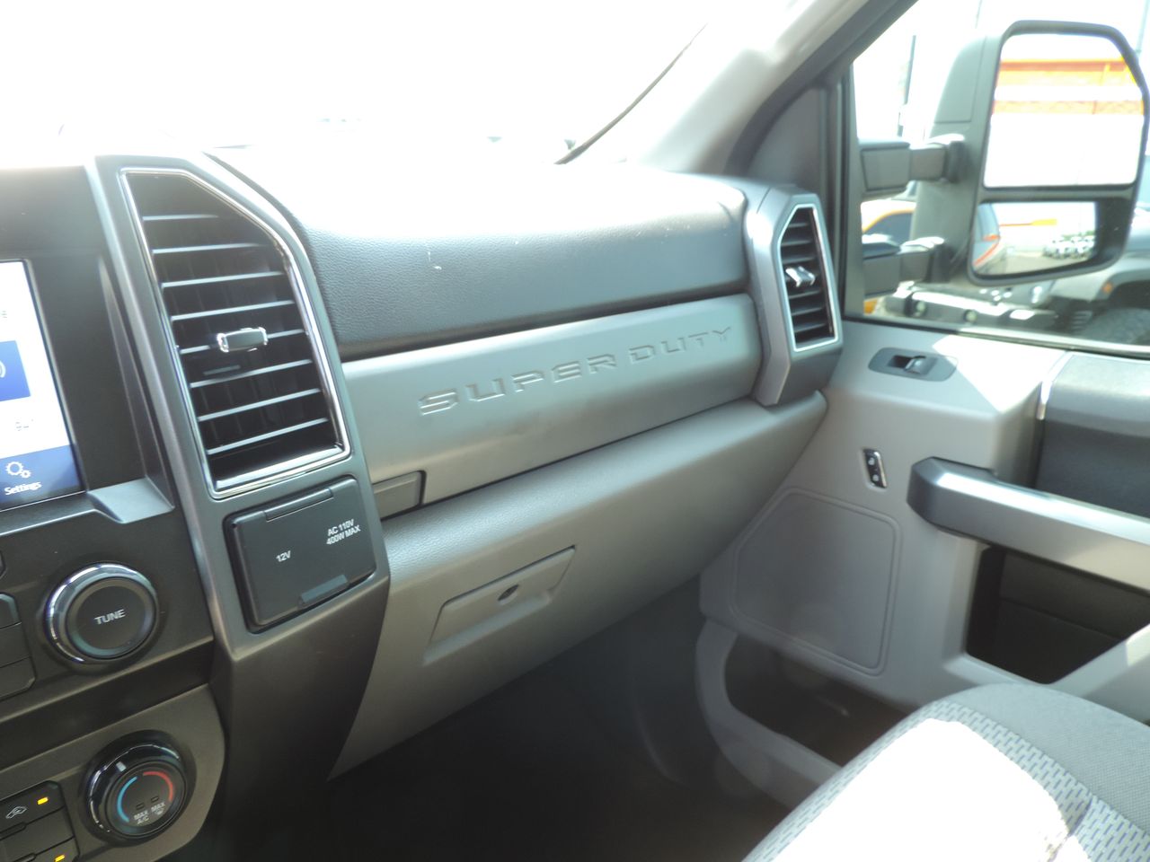 2022 Ford F-250 SD Crew Cab XLT 4WD