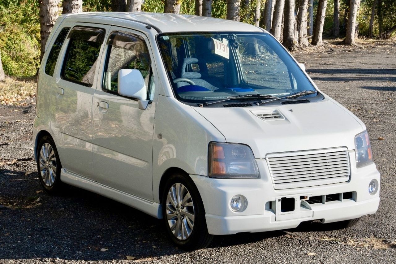 2000 Suzuki Wagon R RR  Turbo Intercooled, FWD, PW, PL, PS, AC, 5MT