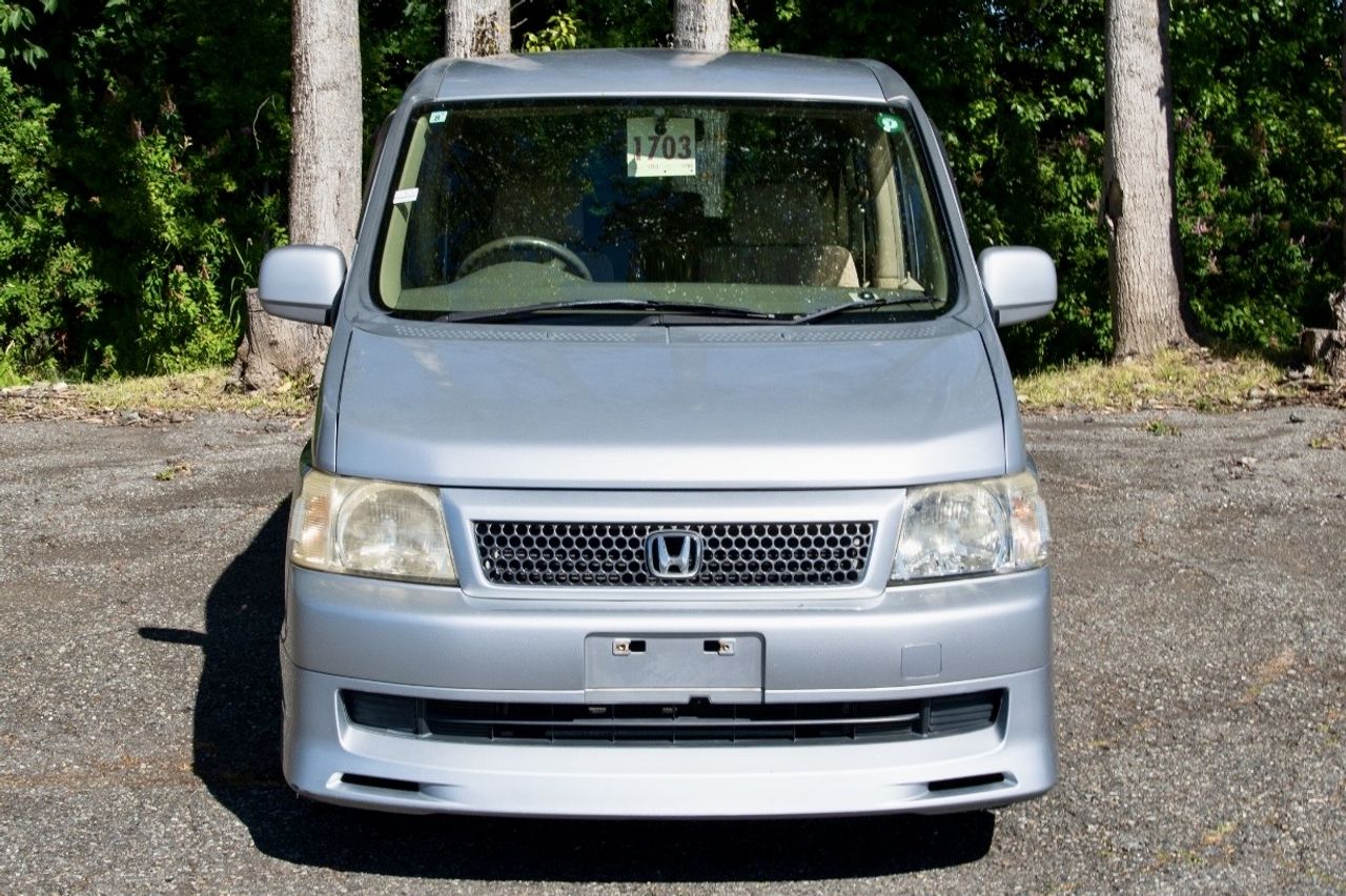 2001 Honda Step Wgn  Modulo Aero Kit K20A i-Vtec, FWD, AC, Auto