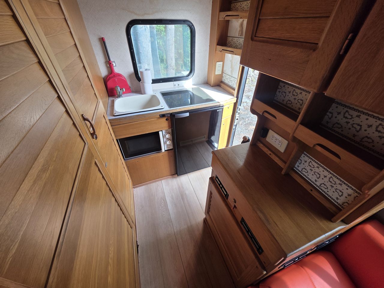 2000 Toyota Camroad  Camper 20th Anniversary 2WD, Auto