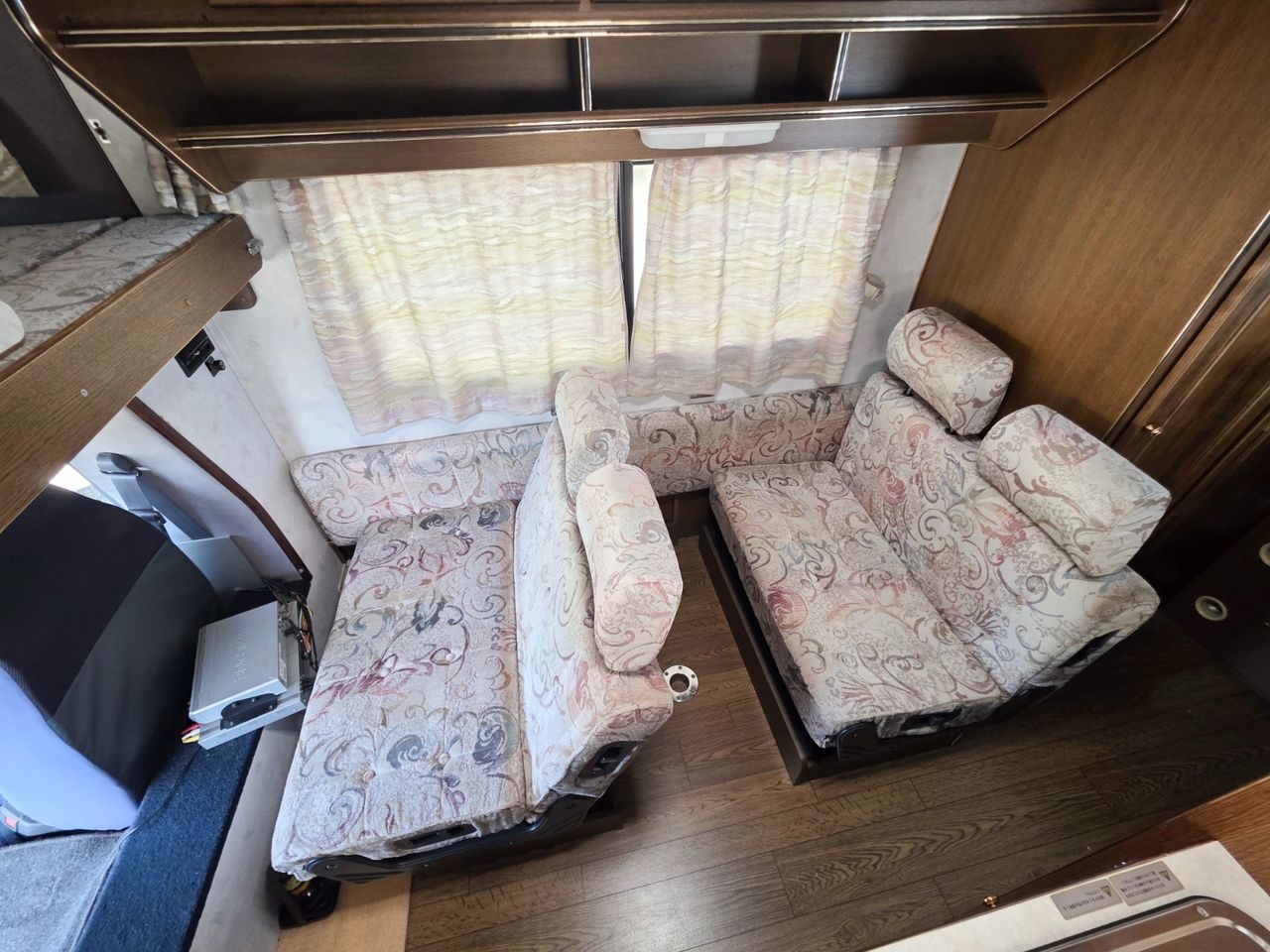 1998 Toyota Camroad  Liberty 5.0 Camper RWD, Fully Loaded, Auto