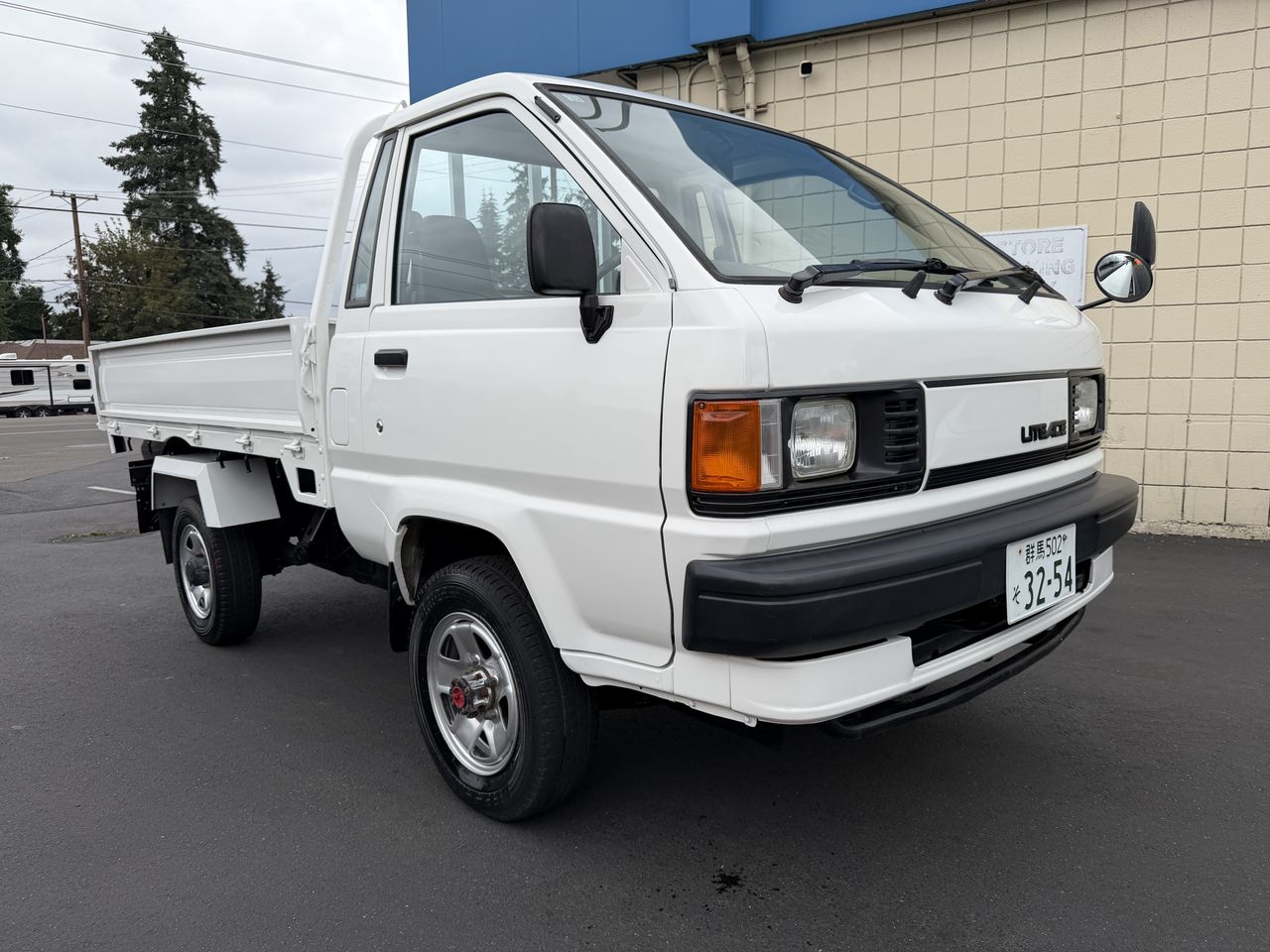 1992 Toyota LiteAce Dump 4WD, 2Hi-4Hi-4Lo, PS, AC, 5MT, 1-Ton