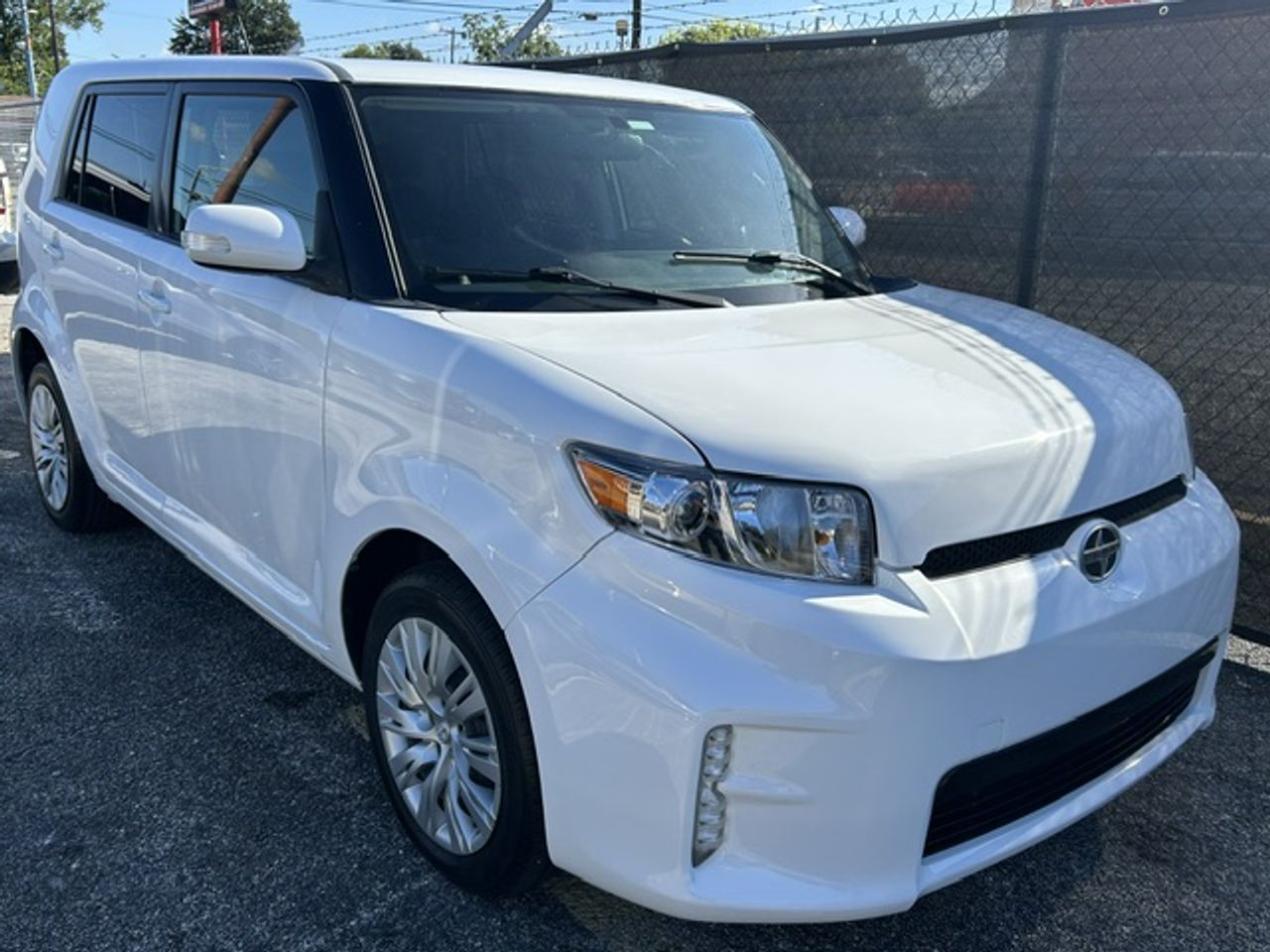 2014 Scion xB 5-Door Wagon 4-Spd AT
