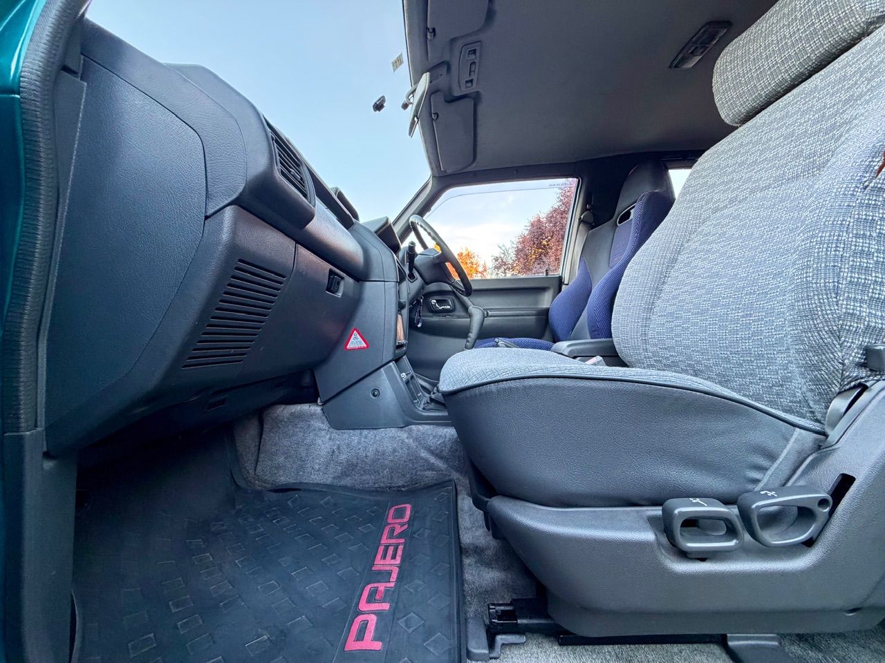 1994 Mitsubishi Pajero 4WD Turbo Intercooled Diesel, Diff-Lock, 5MT