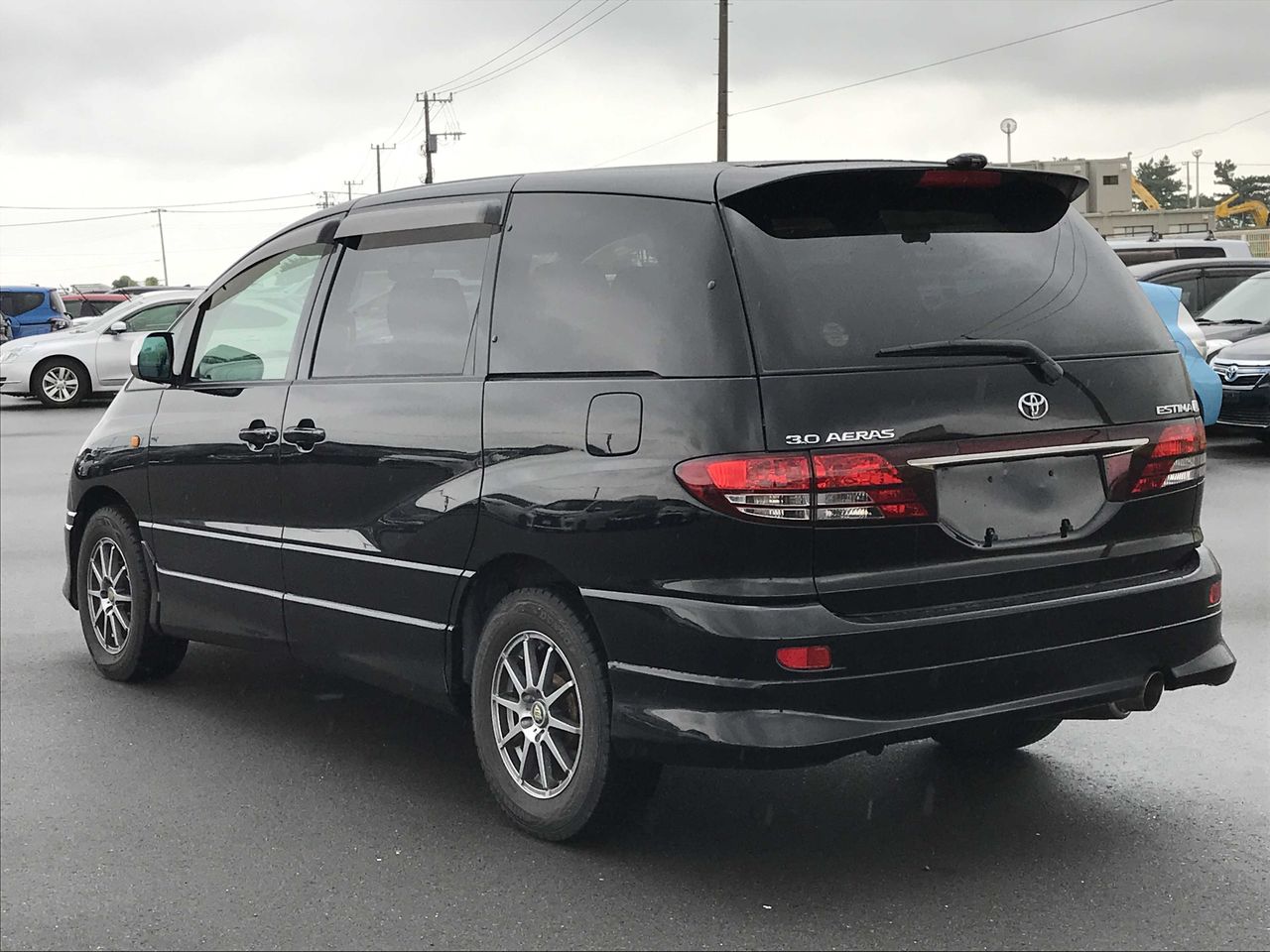 2001 Toyota Estima JDM car for sale — photo 2 of 3