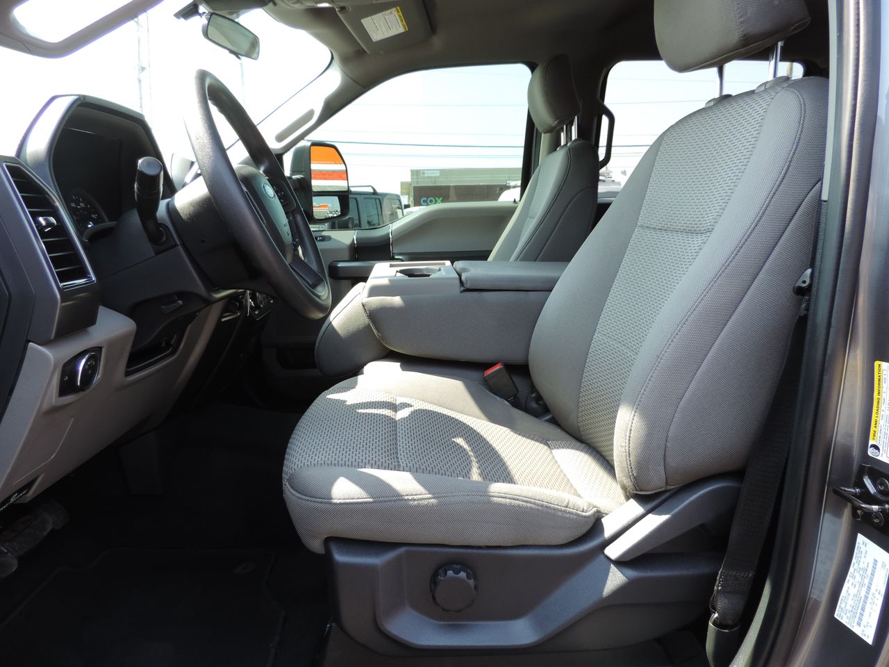 2022 Ford F-250 SD Crew Cab XLT 4WD
