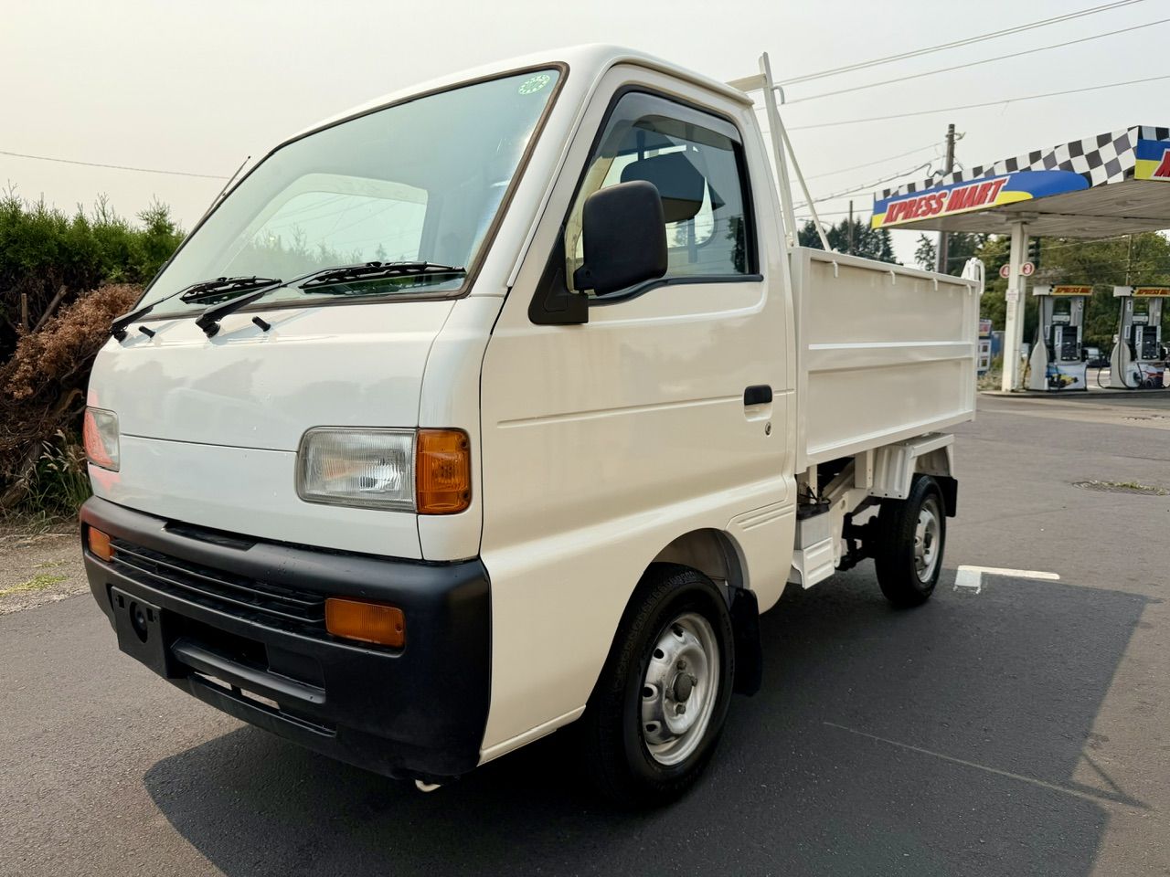 1998 Suzuki Carry Deep Dump 4WD, 2Hi-4Hi-EL Gear, 5MT, Like New!