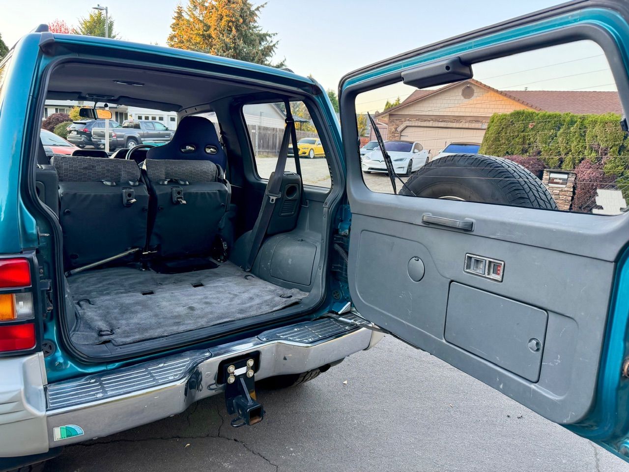 1994 Mitsubishi Pajero 4WD Turbo Intercooled Diesel, Diff-Lock, 5MT