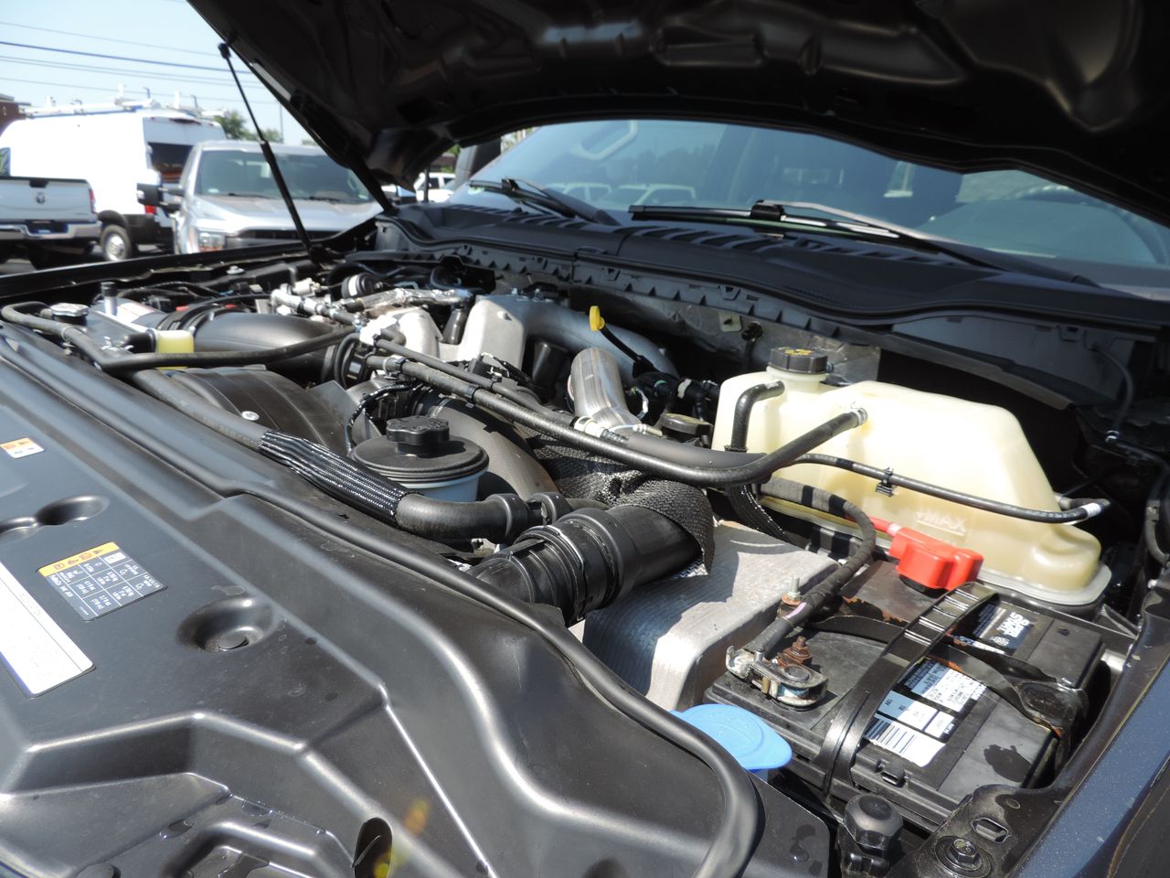 2022 Ford F-250 SD Crew Cab XLT 4WD