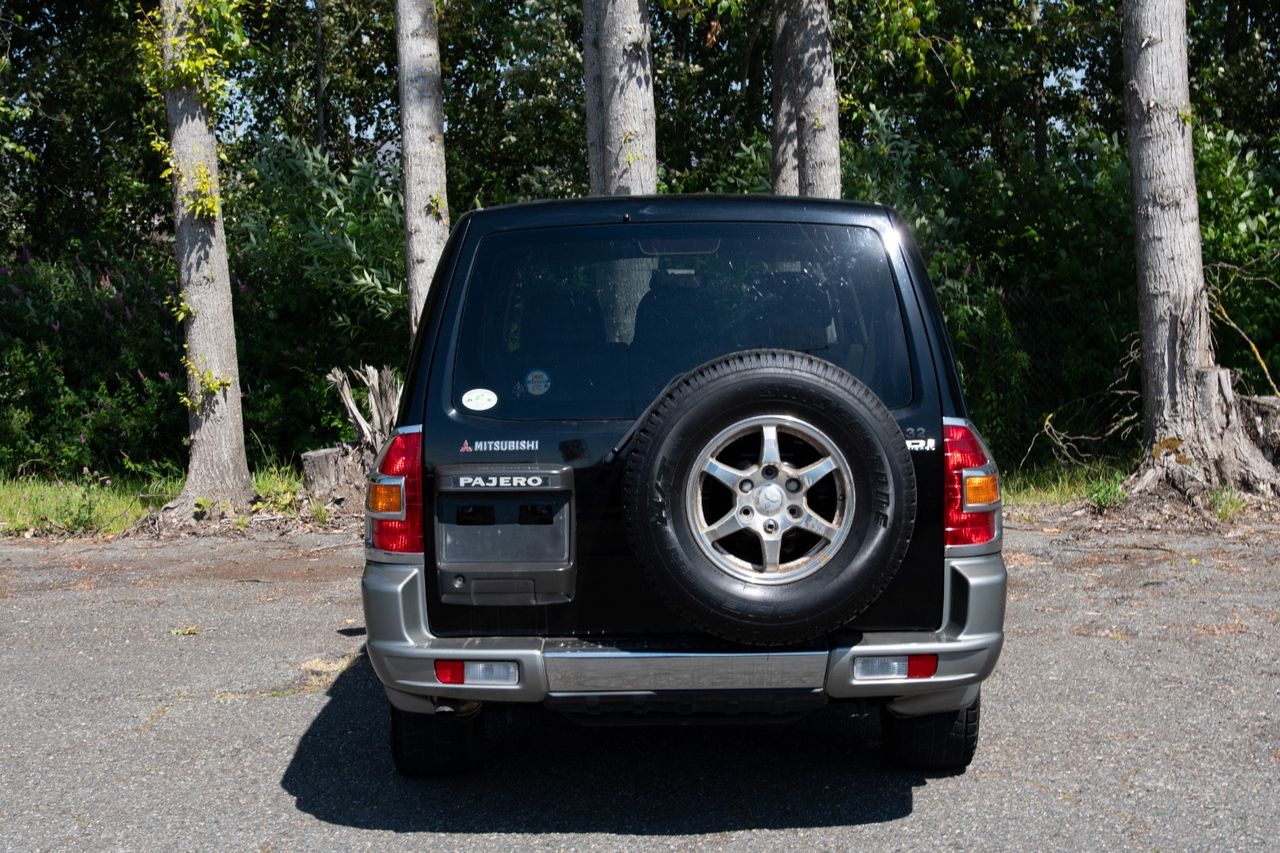 2000 Mitsubishi Pajero Turbo Diesel 4WD, 2Hi-4Hi-4Lo, Loaded, Auto