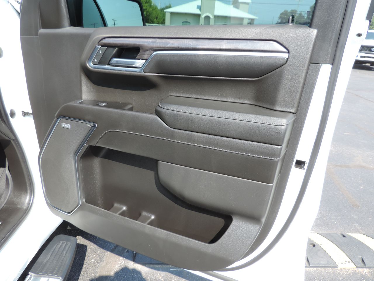 2022 Chevrolet Silverado 1500 LTZ Crew Cab 4WD