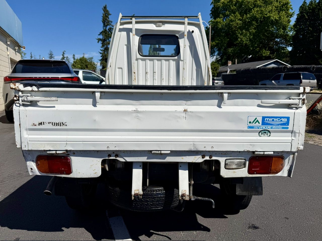 1995 Mitsubishi Minicab SD Dump 4WD, 2Hi-4Hi-4Lo, PS, AC, 5MT, LSD