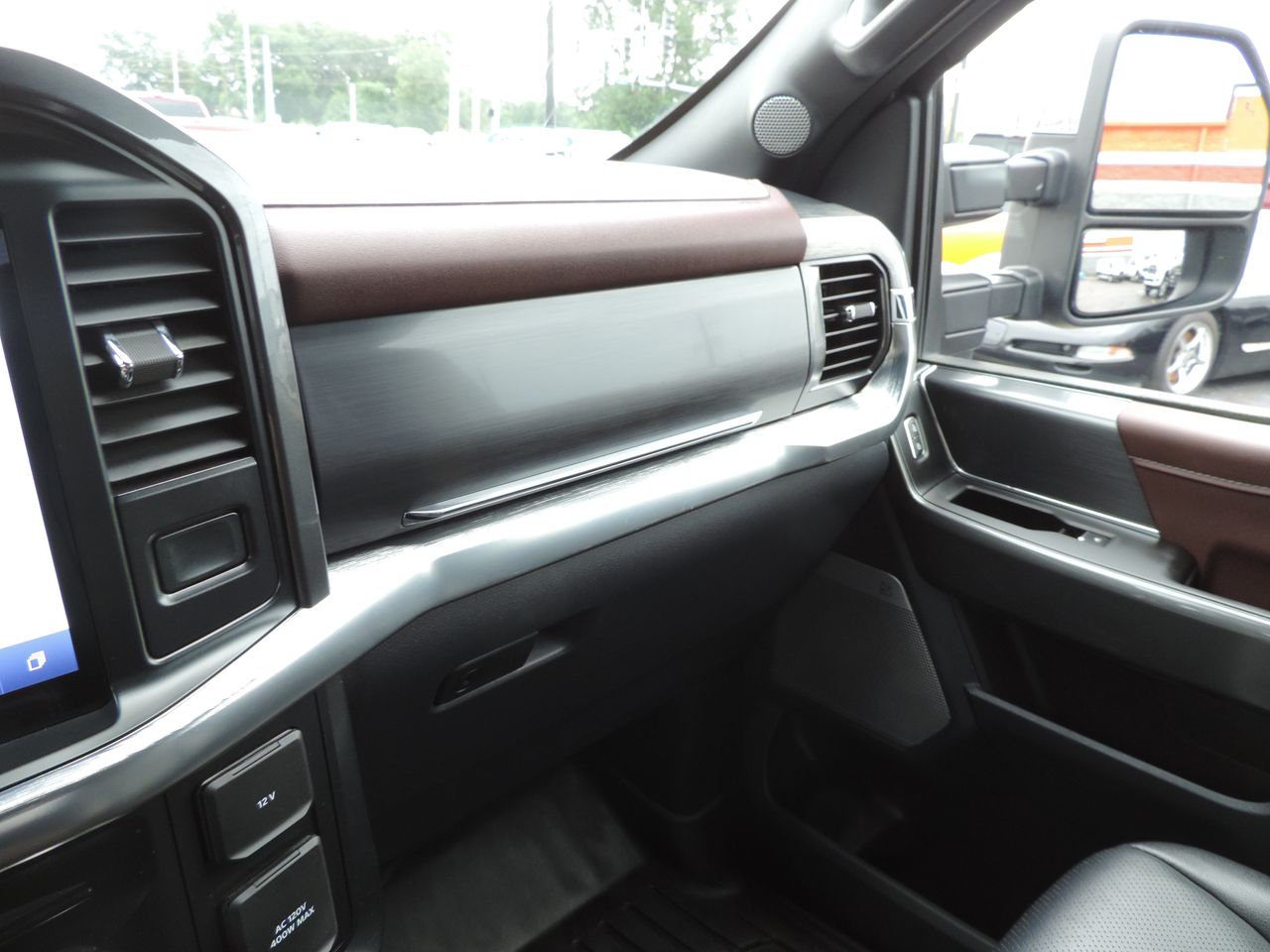 2022 Ford F-150 SuperCrew Lariat 4WD